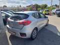 Kia Ceed / cee'd cee'd 1,4 MPI Silber Plus Silber - thumbnail 4