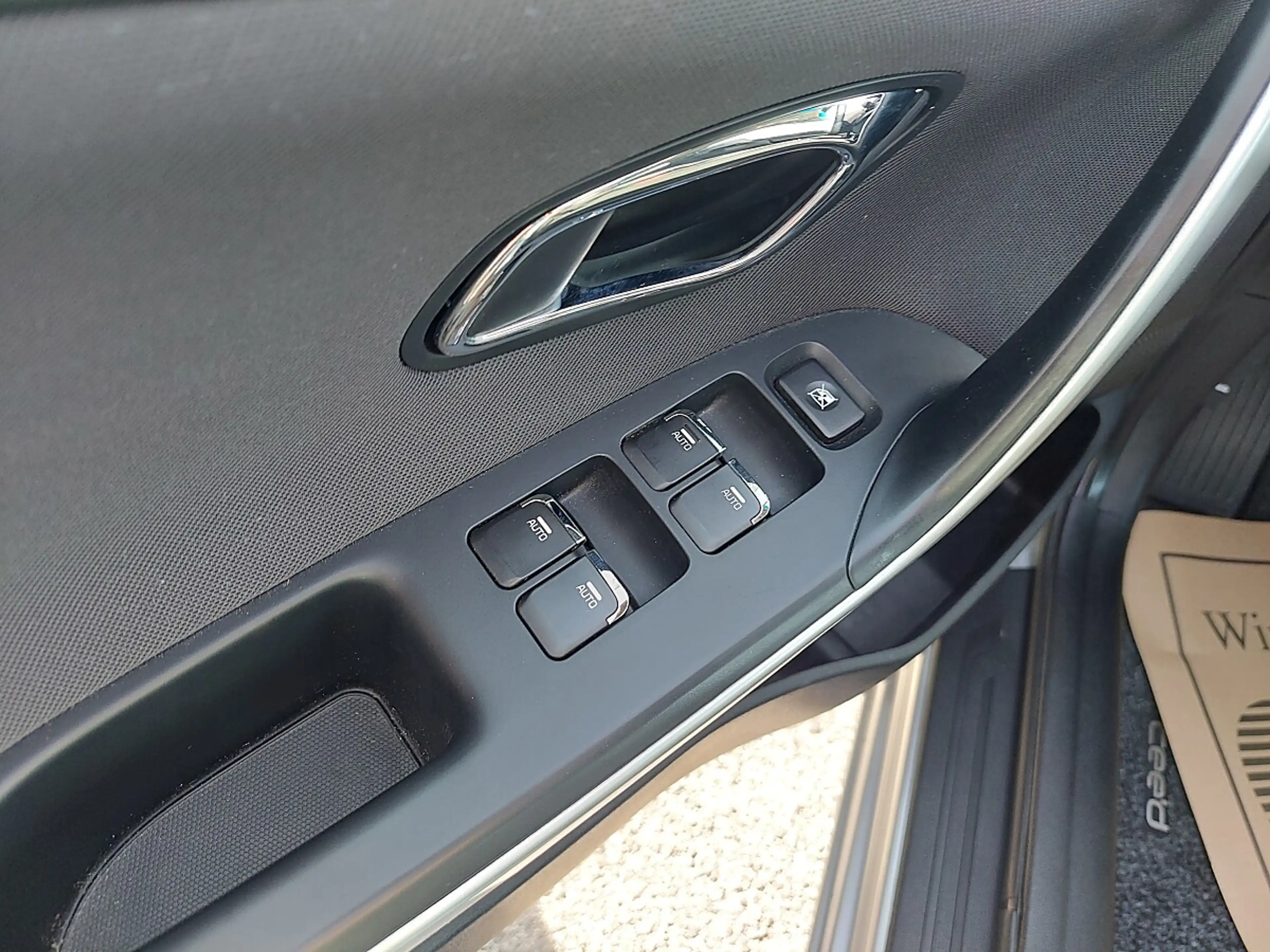 Kia Ceed / cee'd cee'd 1,4 MPI Silber Plus — photo 11