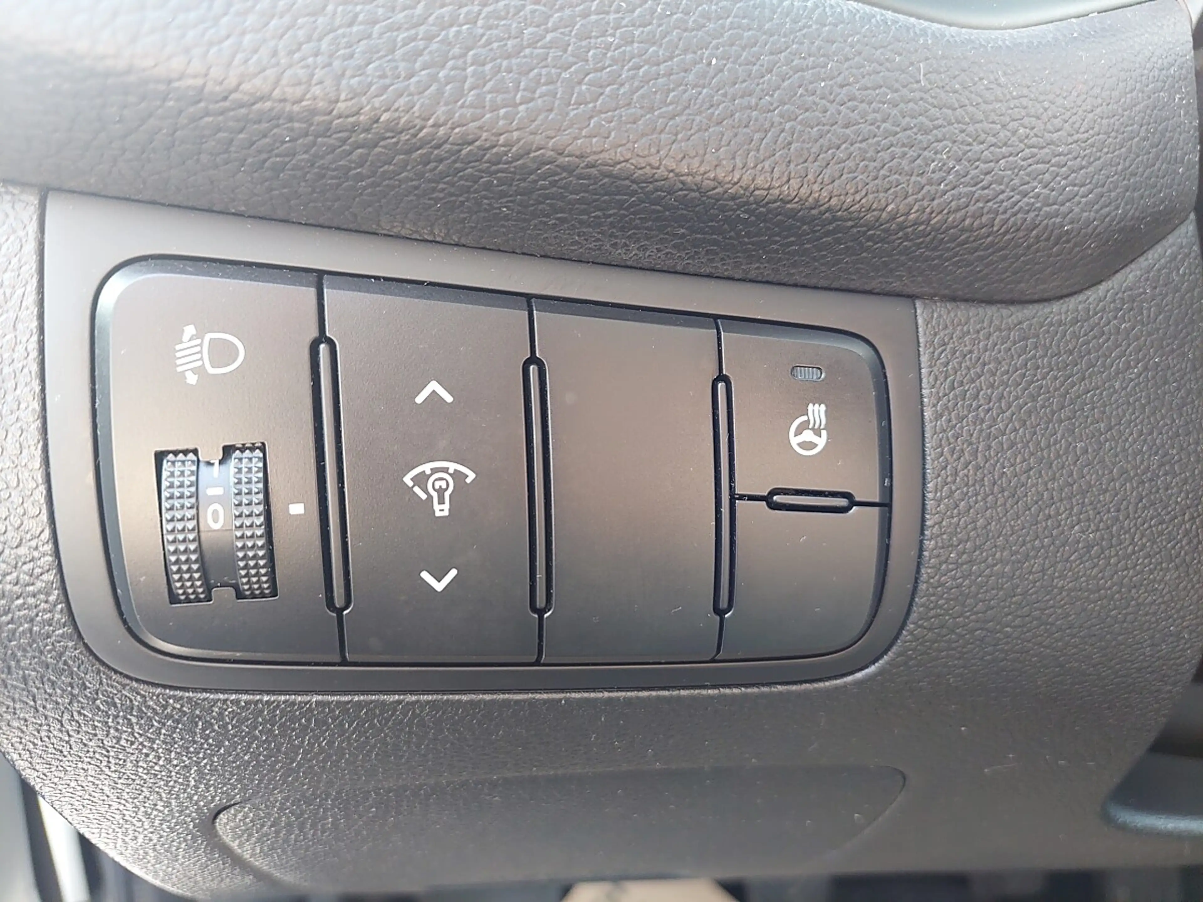 Kia Ceed / cee'd cee'd 1,4 MPI Silber Plus — photo 12