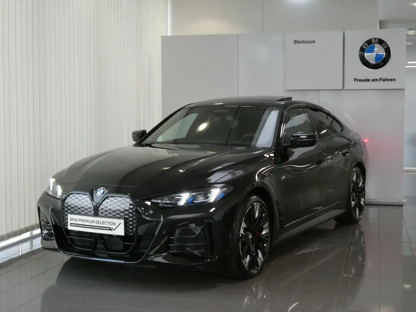 BMW i4 eDrive40 Schwarz - 1