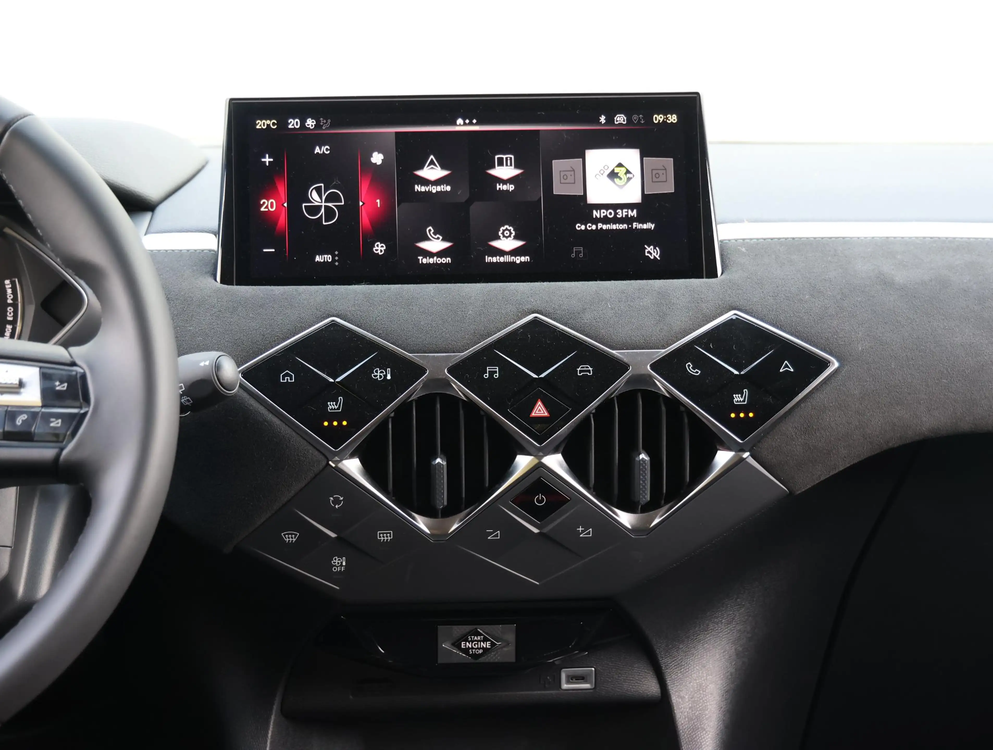 DS Automobiles DS 3 1.2 Hybrid 145 Maison Sarah Lavoine | Navigatie | — photo 13
