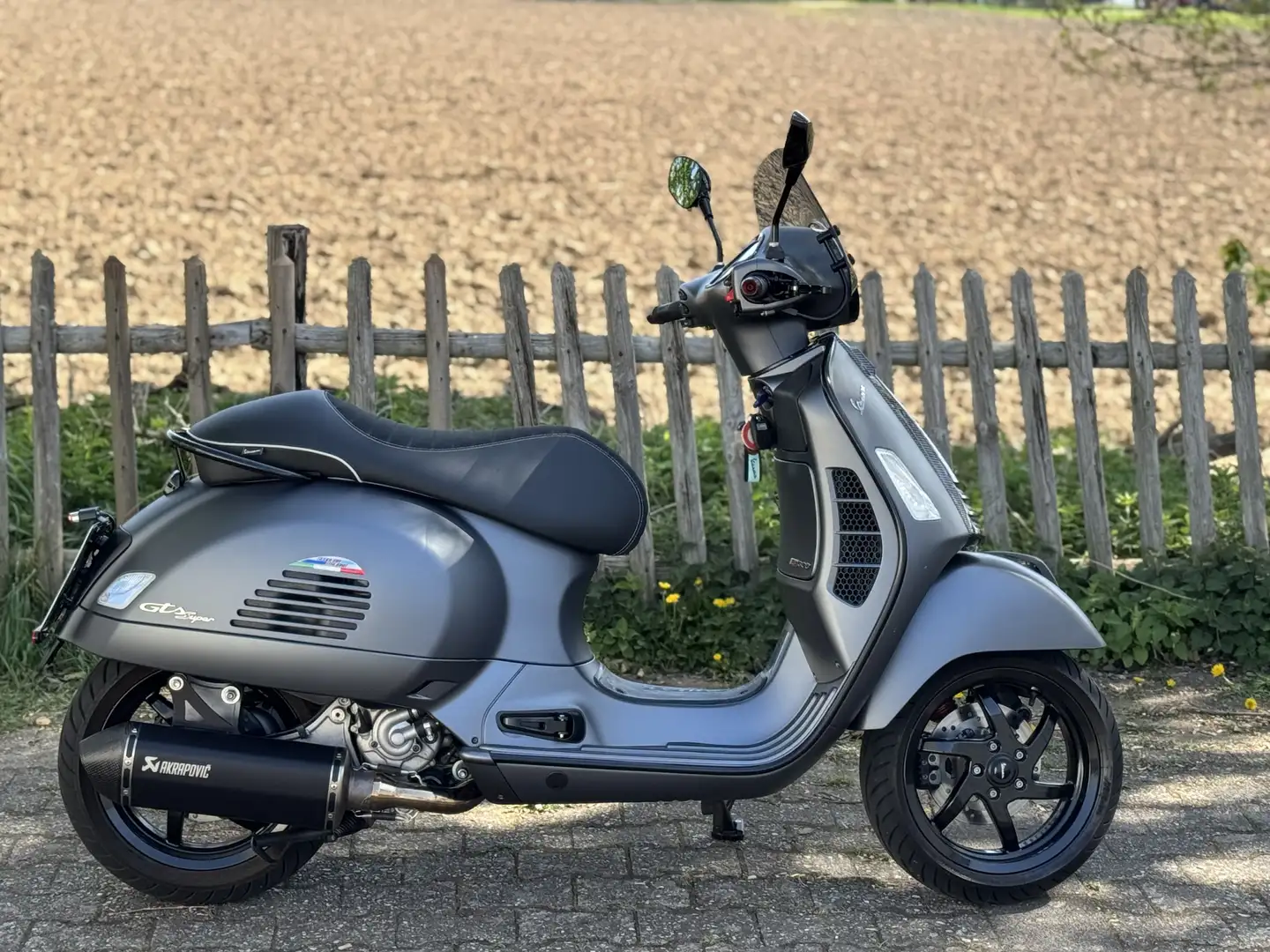 Vespa GTS Super Sport 300 HPE Euro 4 - 1
