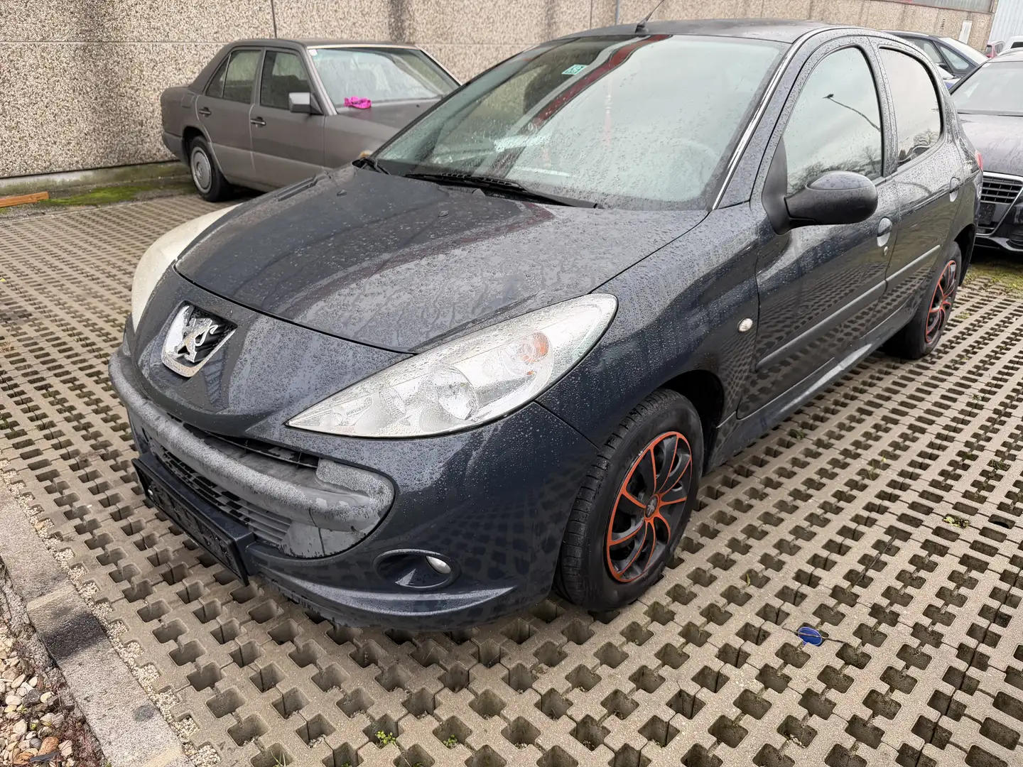 Peugeot 206 206+ - 1