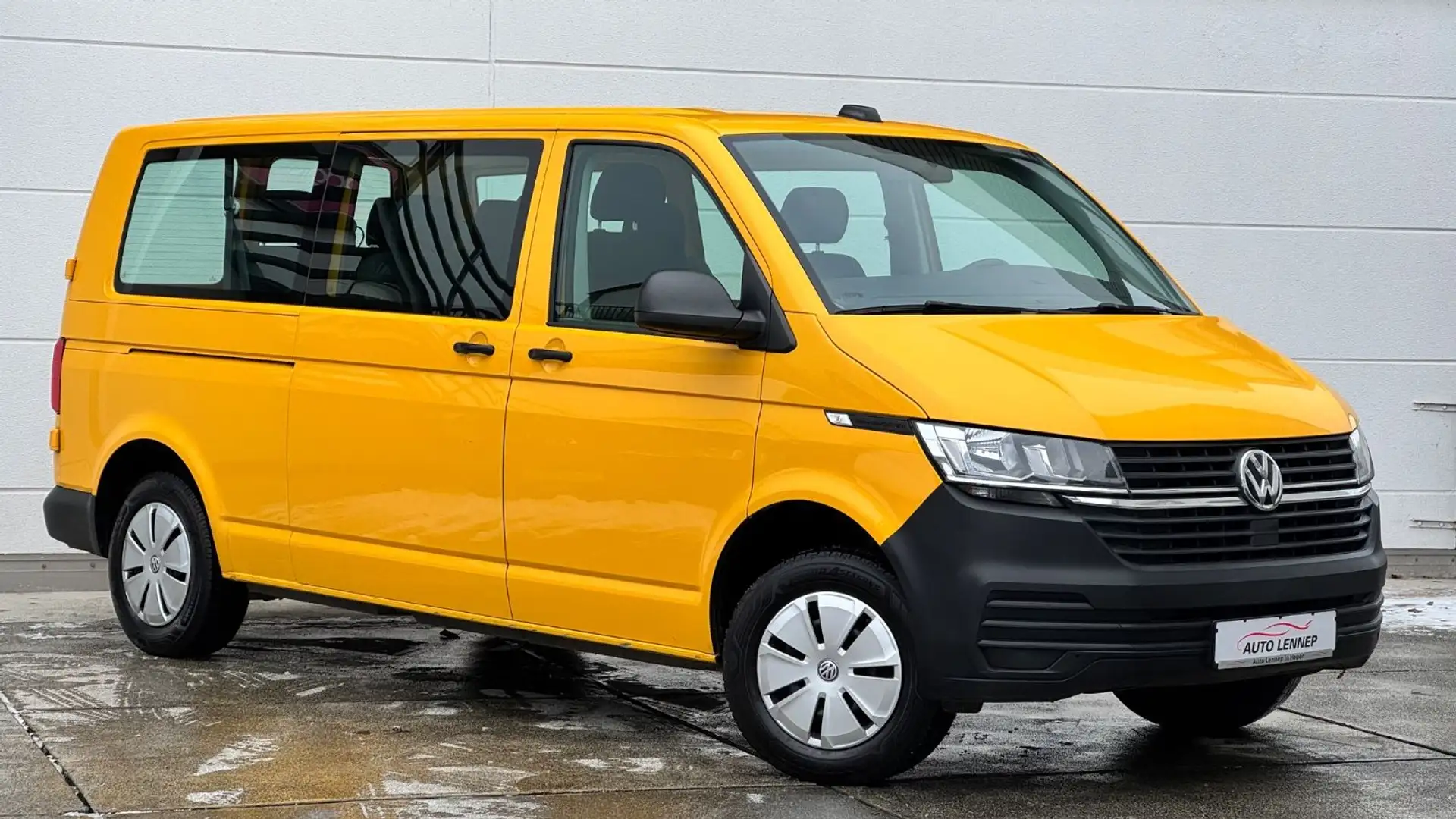 Volkswagen T6 Kombi T6.1 Lang*8-Sitzer*1Hd*Klima*Navi*CarPlay*DAB* Gelb - 1