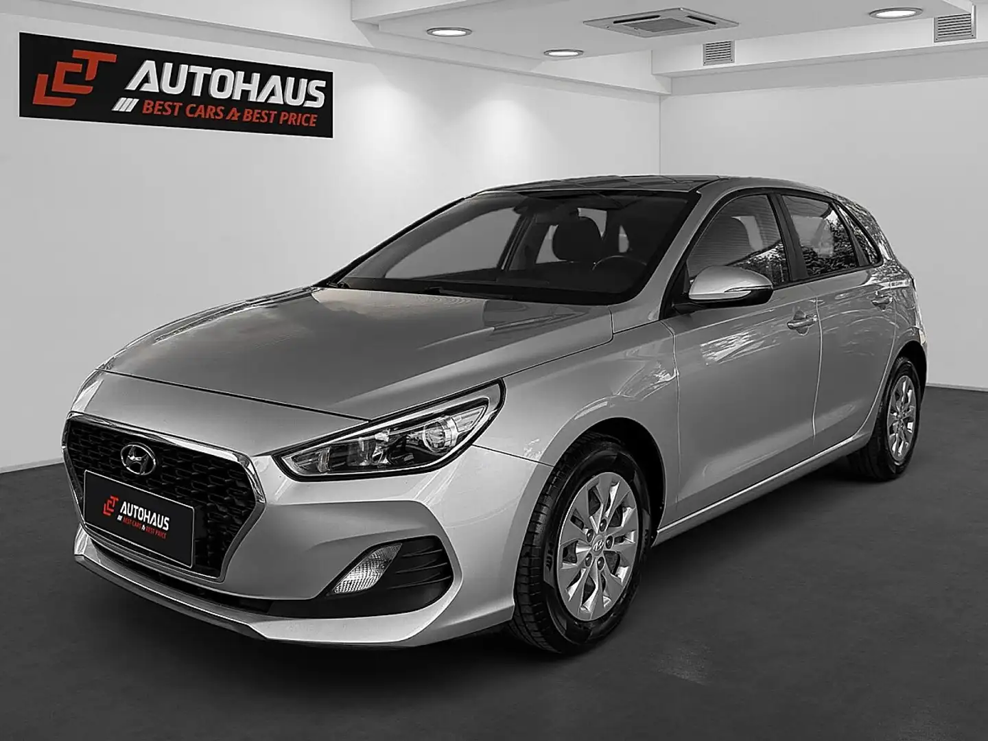 Hyundai i30 1,4 MPI Entry | 1.BESITZ | PICKERL BIS 12/2026 | Grau - 1