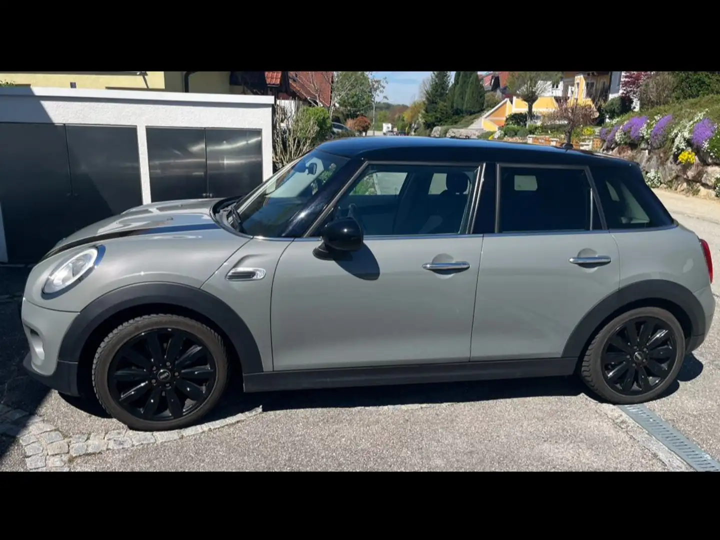 MINI Cooper MINI Cooper COOPER Grau - 1