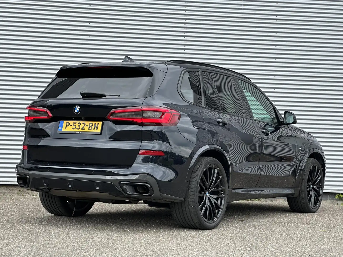 BMW X5 xDrive40i High Executive M-Sport| LaserLight| Dak| Zwart - 2