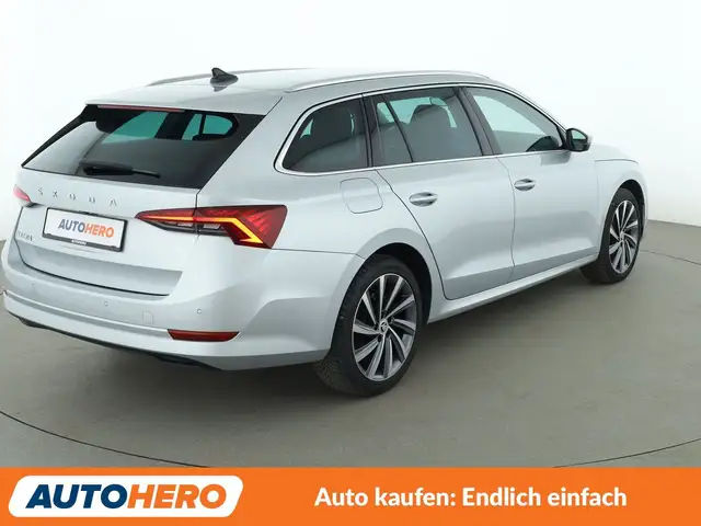 Skoda Octavia view 6