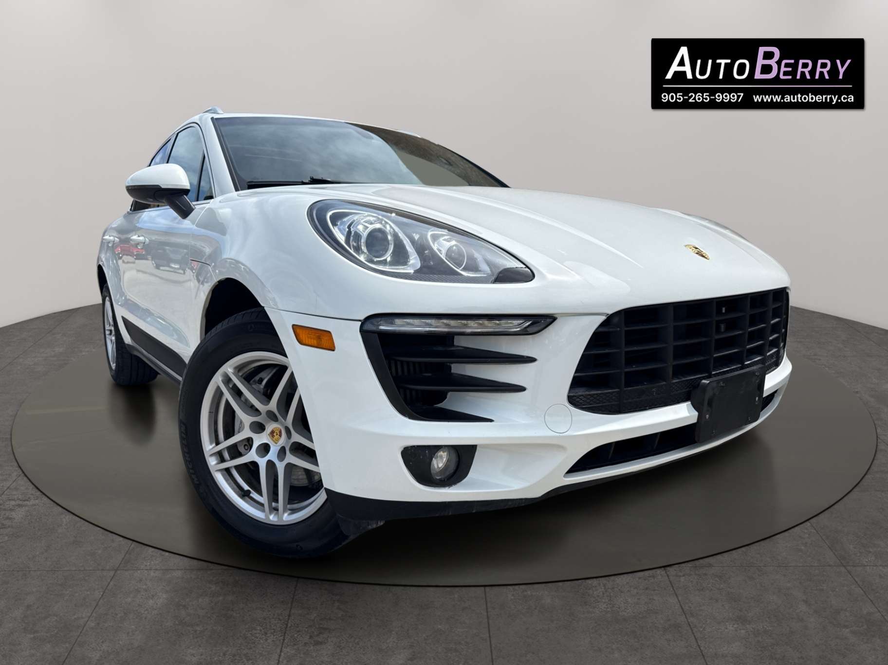 2015 Porsche Macan AWD 4dr S