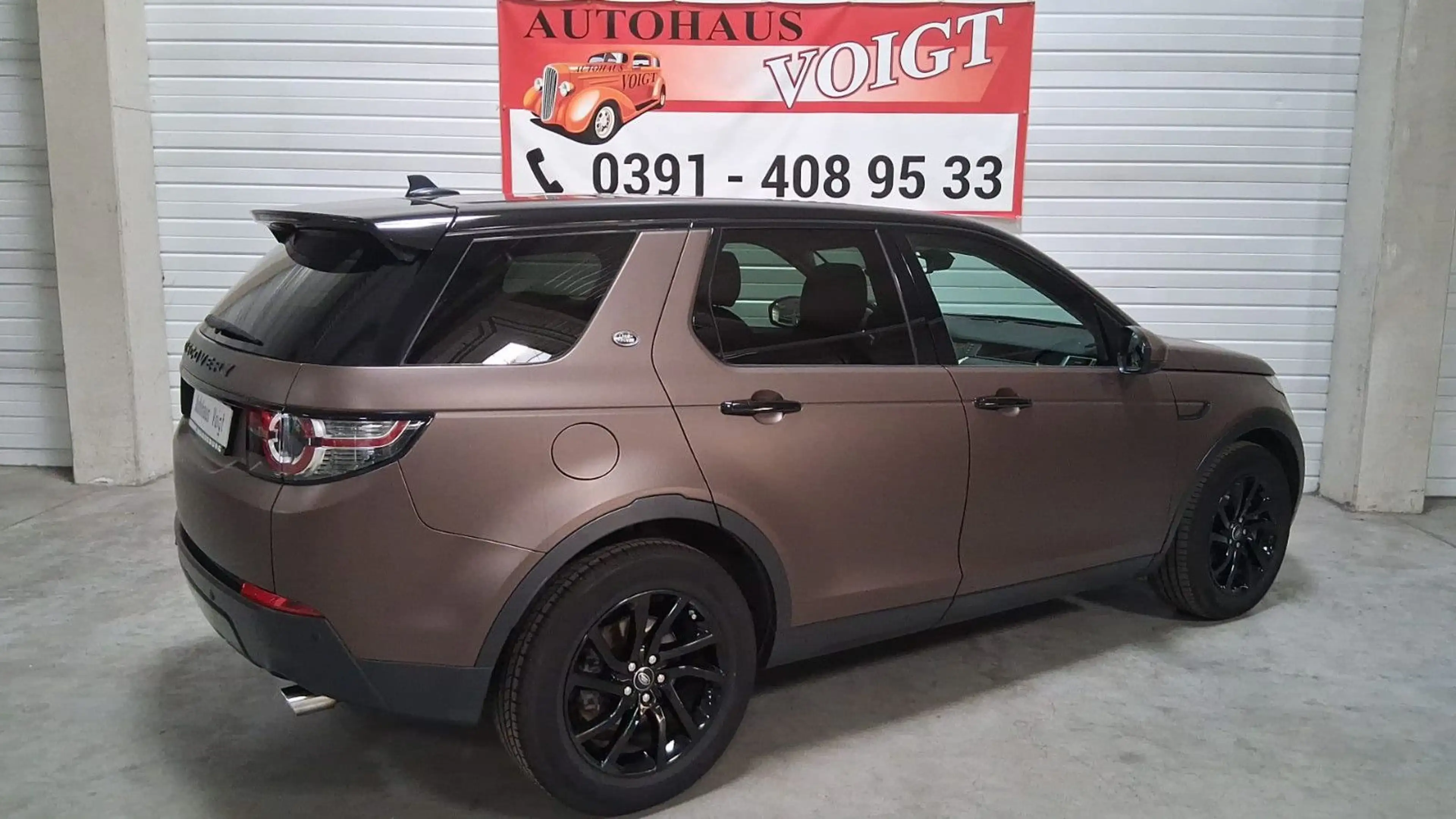 Land Rover Discovery Sport SE AWD — photo 4