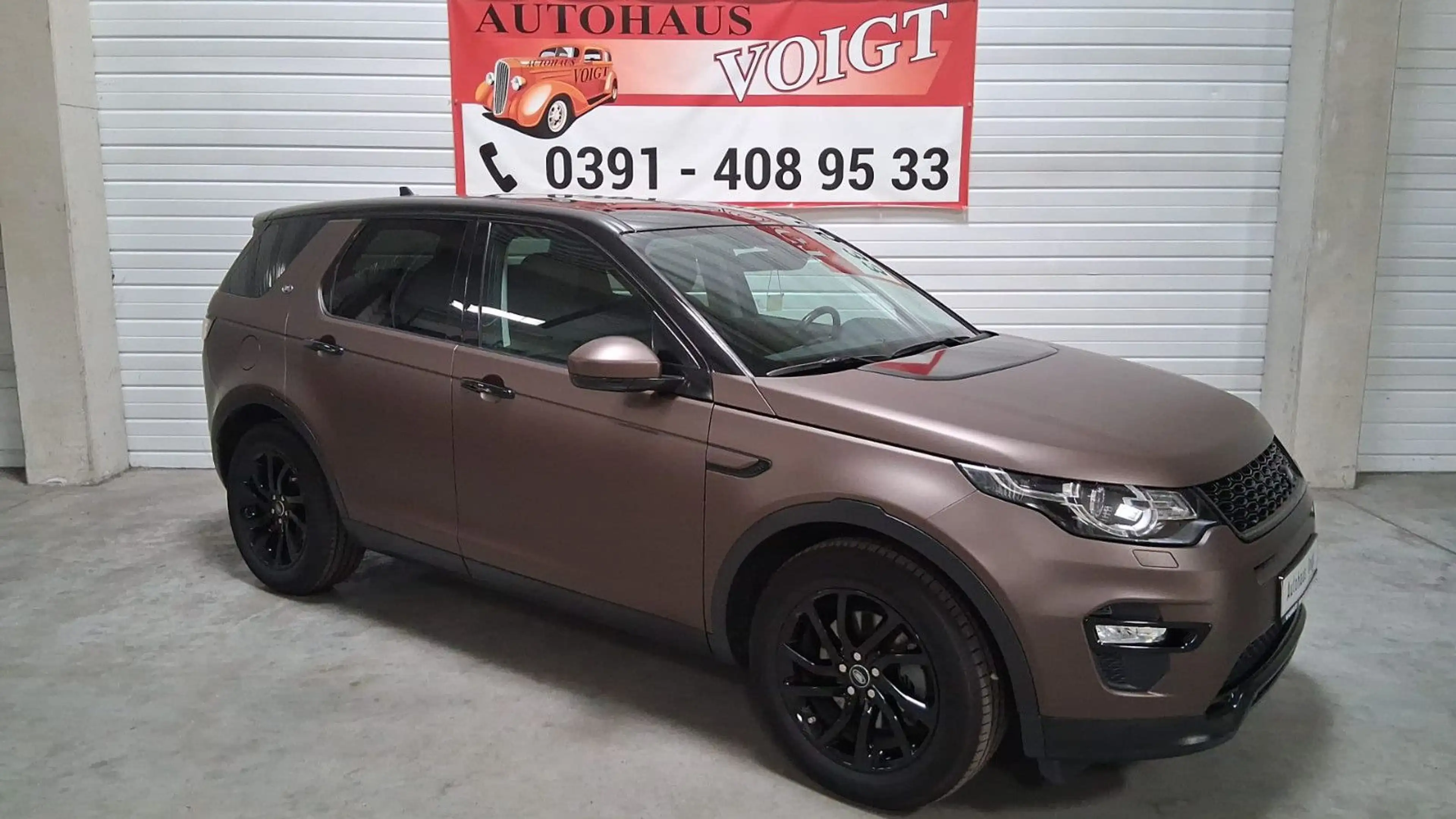 Land Rover Discovery Sport SE AWD — photo 2