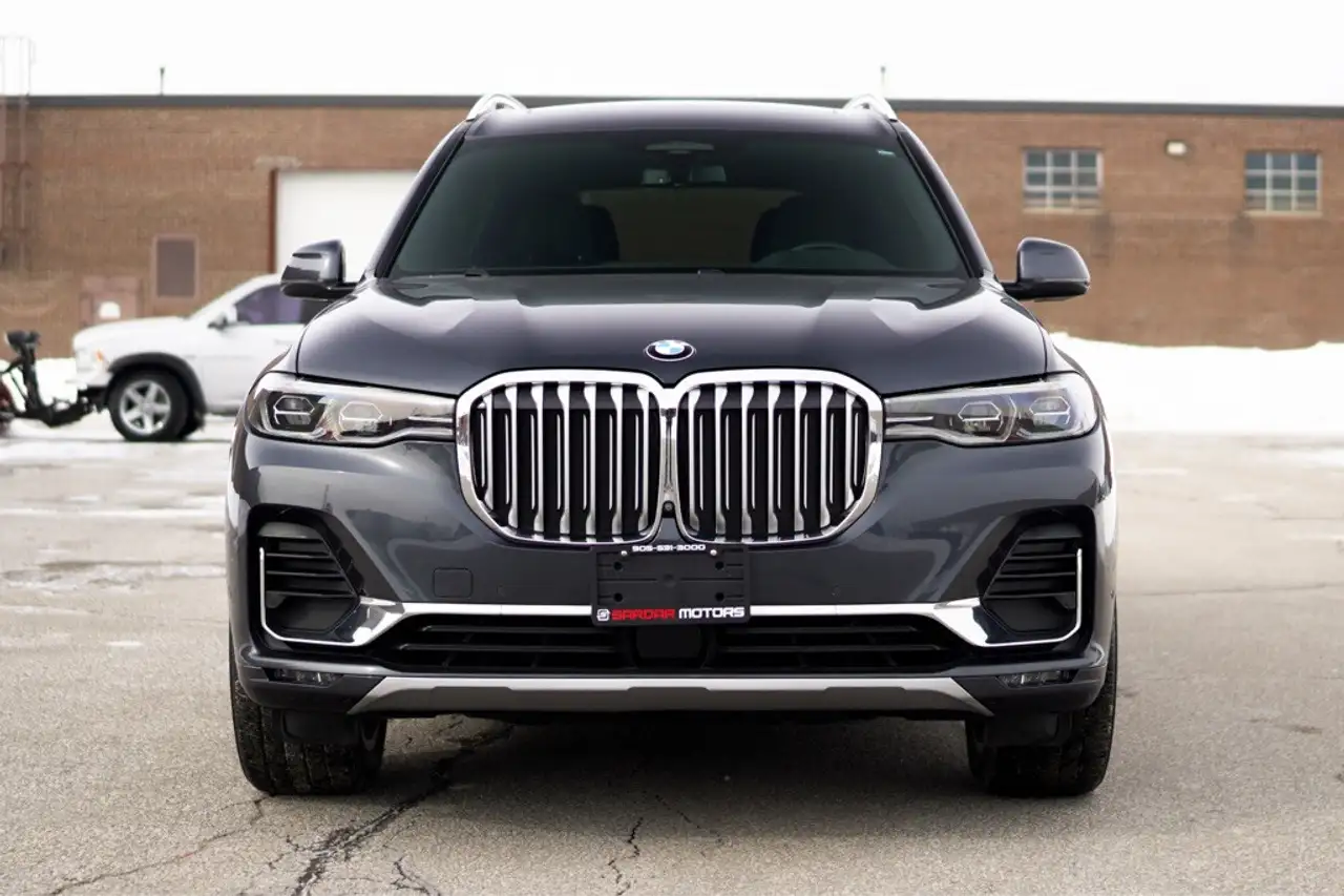 BMW X7 снимка BMW X7