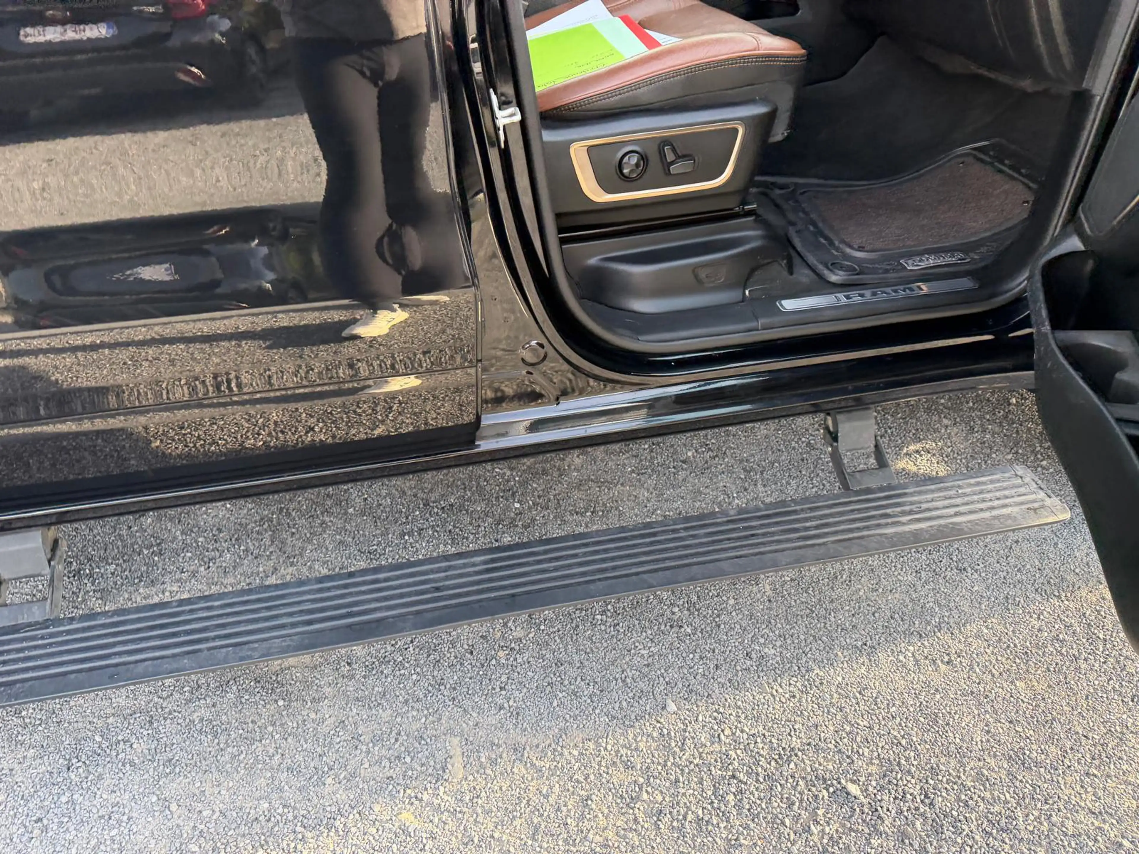Dodge RAM RAM 1500 "Long Horn" 5.7 LPG /1er Prop.+ Historique. — photo 8