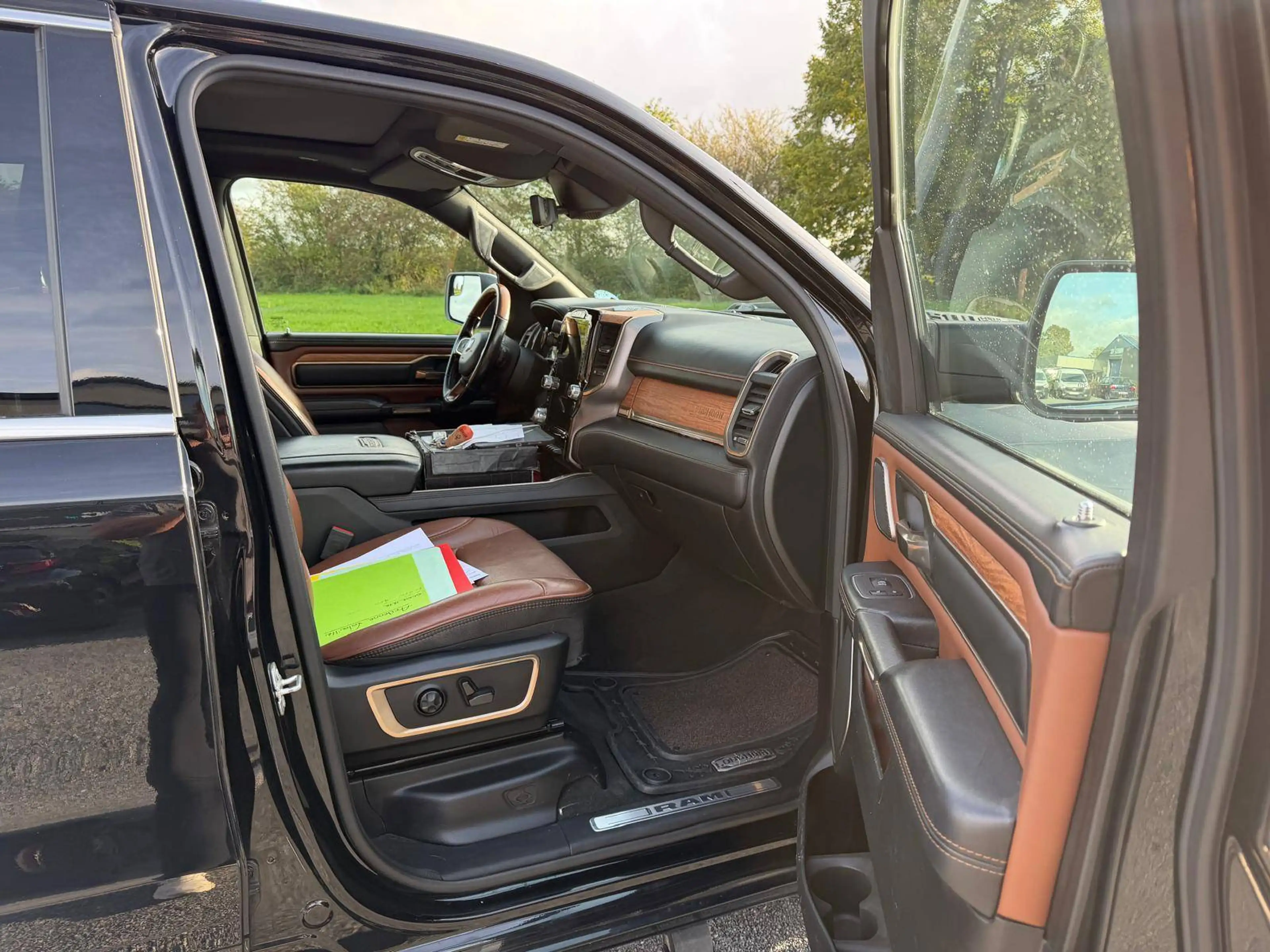 Dodge RAM RAM 1500 "Long Horn" 5.7 LPG /1er Prop.+ Historique. — photo 7