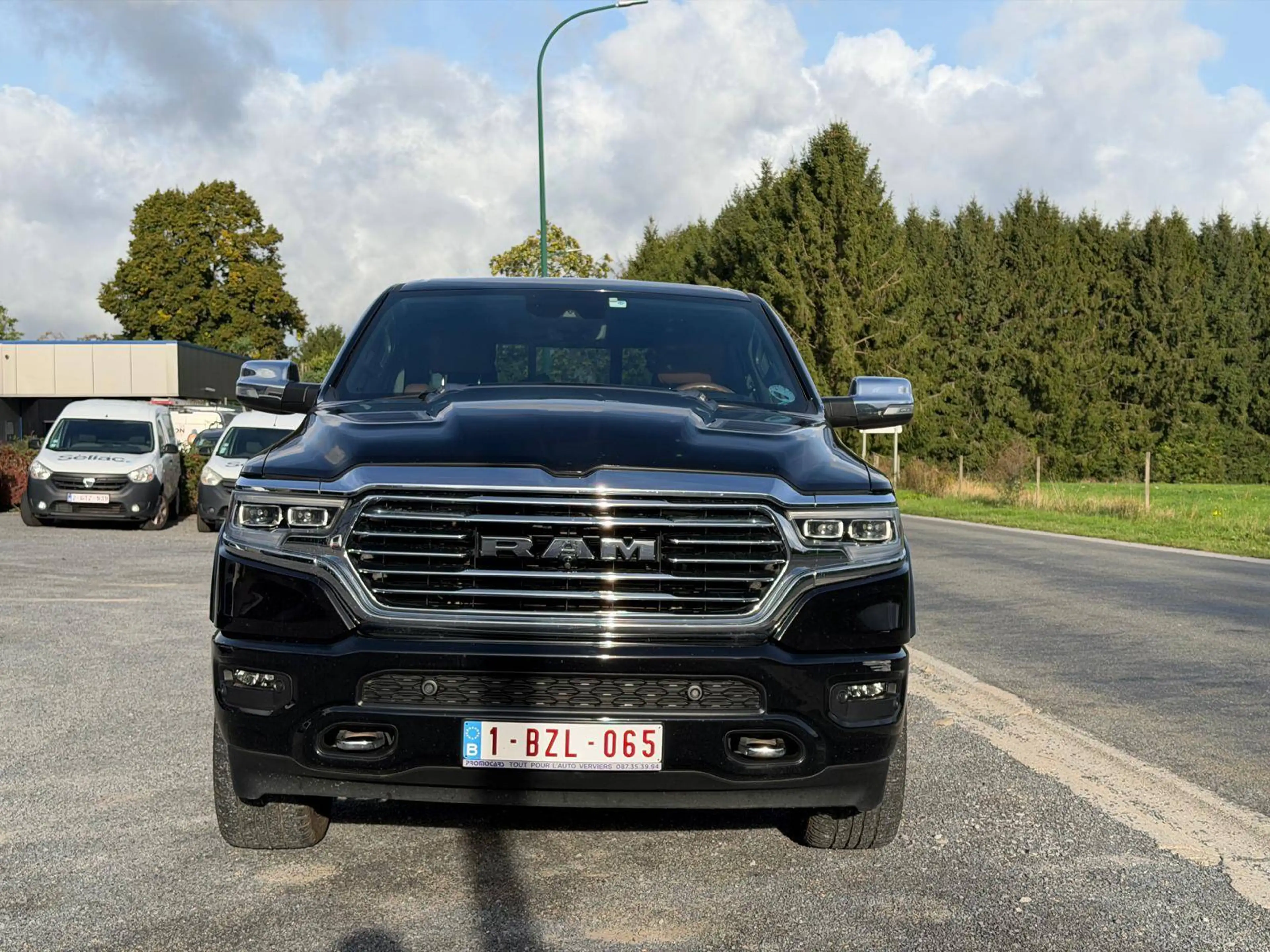 Dodge RAM RAM 1500 "Long Horn" 5.7 LPG /1er Prop.+ Historique. — photo 5