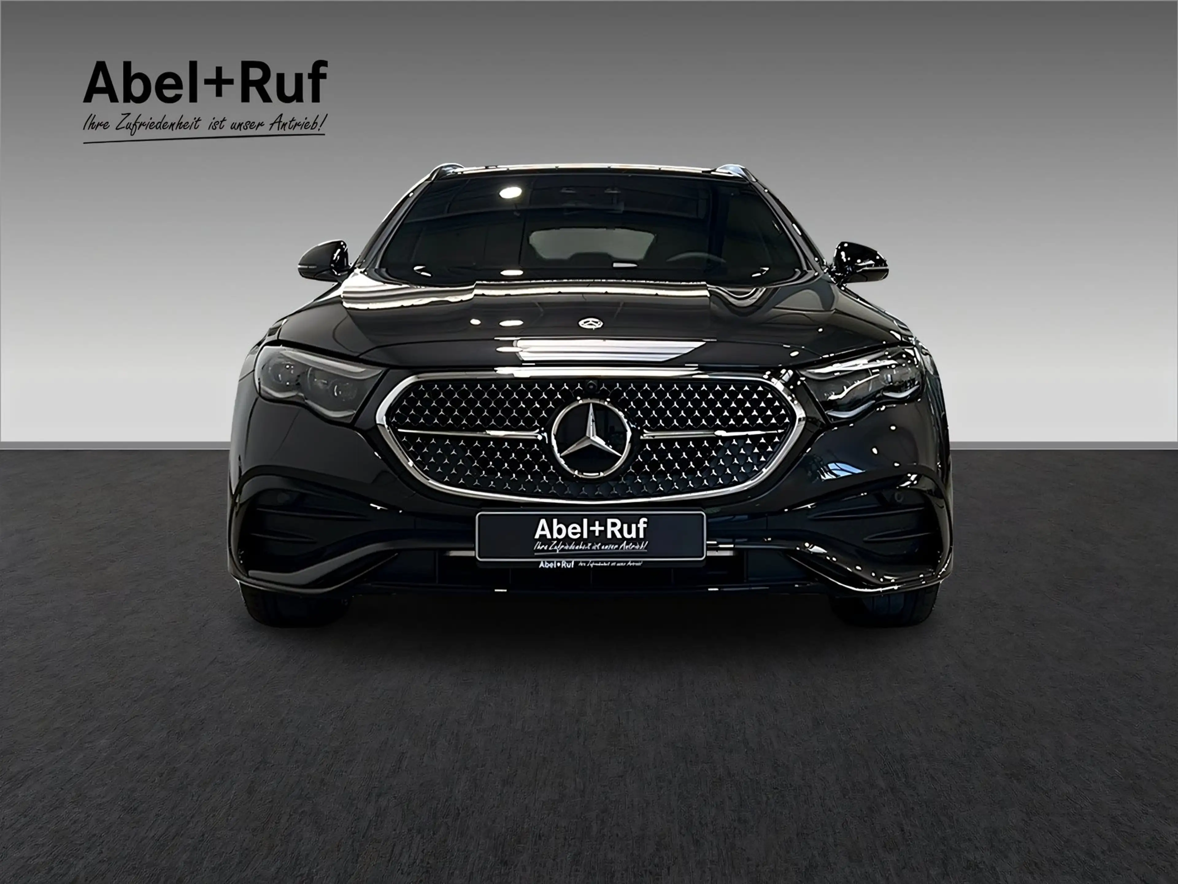 Mercedes-Benz E 450 d 4M T AMG+DISTR+SUPERSCREEN+Burm+AHK+360° — photo 2