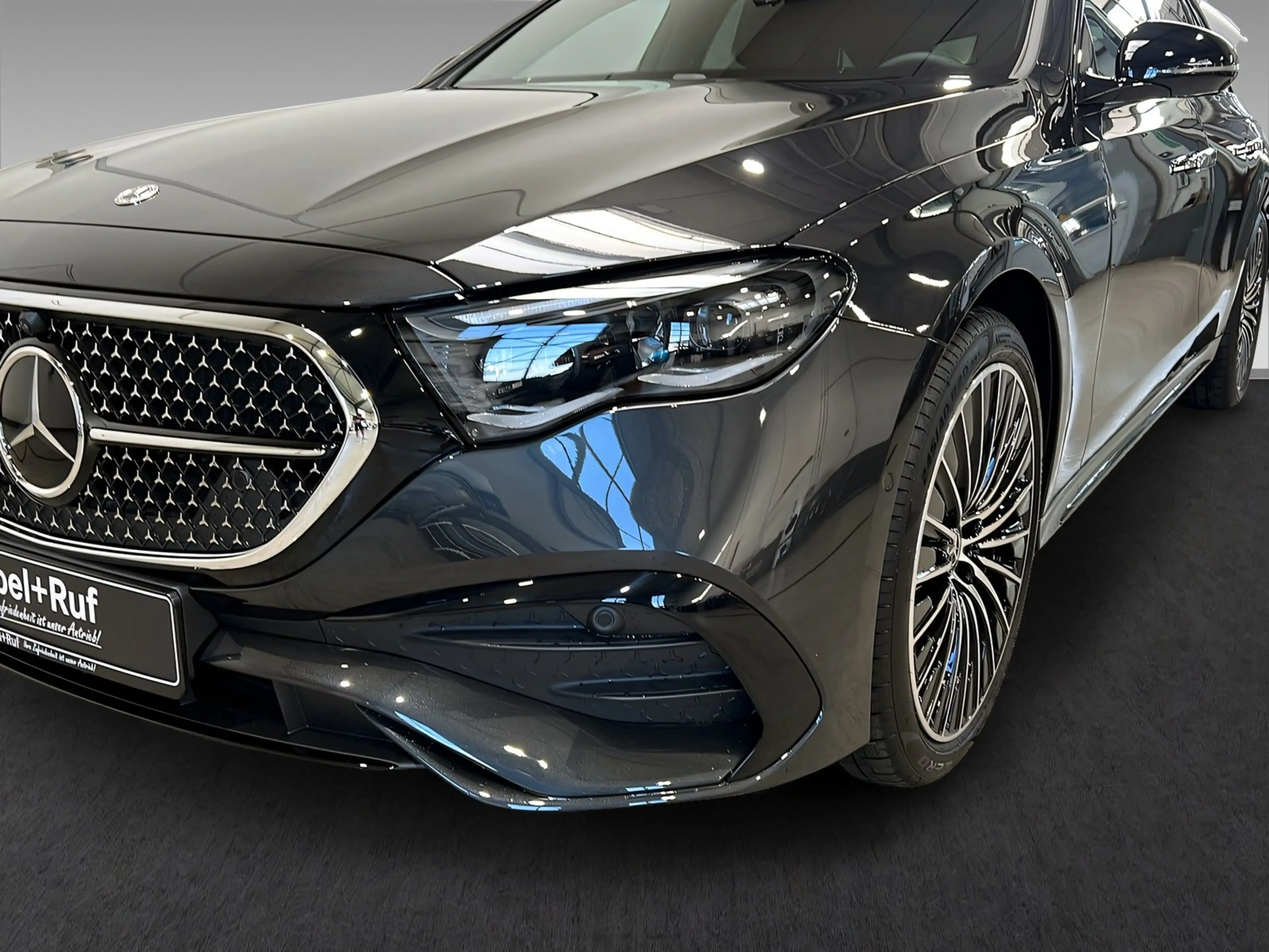 Mercedes-Benz E 450 d 4M T AMG+DISTR+SUPERSCREEN+Burm+AHK+360° — photo 15
