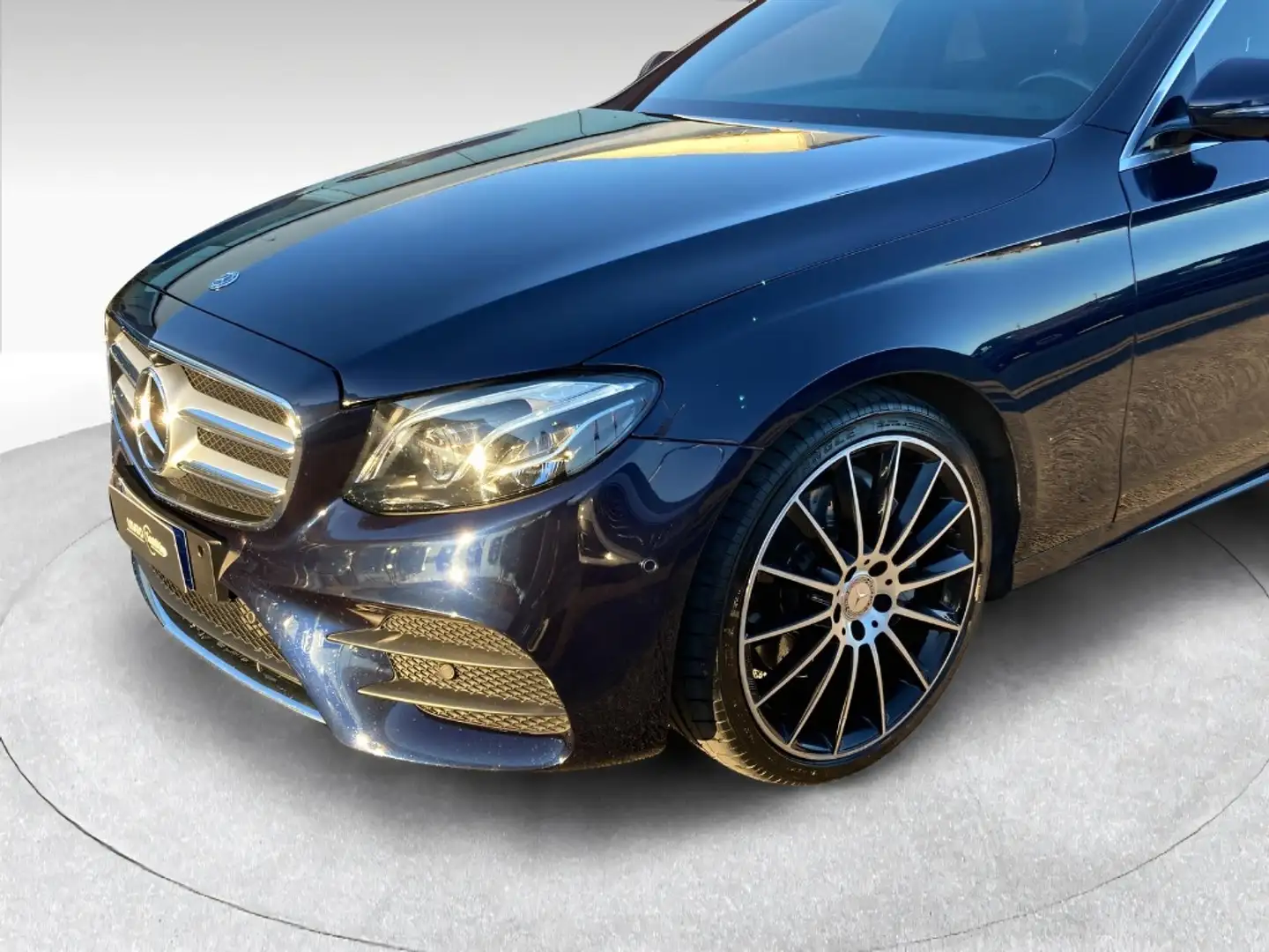 Mercedes-Benz E 220 220 d Premium Plus auto my20 Blu/Azzurro - 2