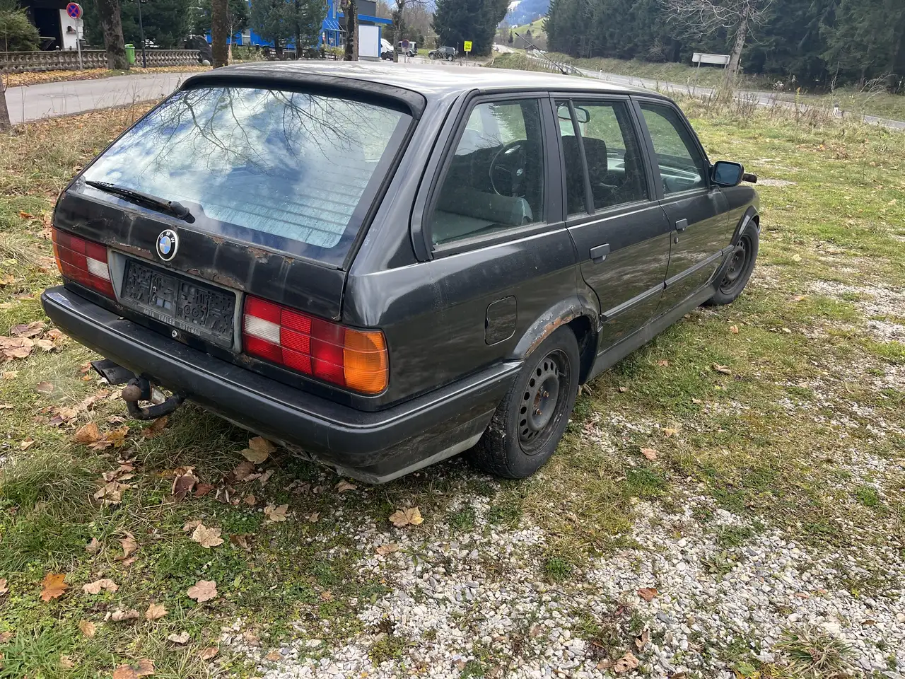 BMW 325i touring/318i, foto 8