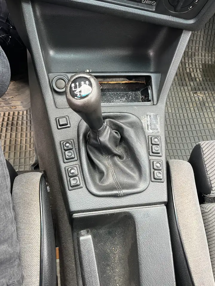 BMW 325i touring/318i, foto 12