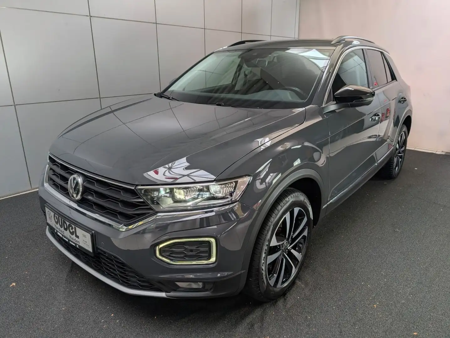 Volkswagen T-Roc United 2.0 TDI SCR DSG AHK AID ACC LED App Gris - 2