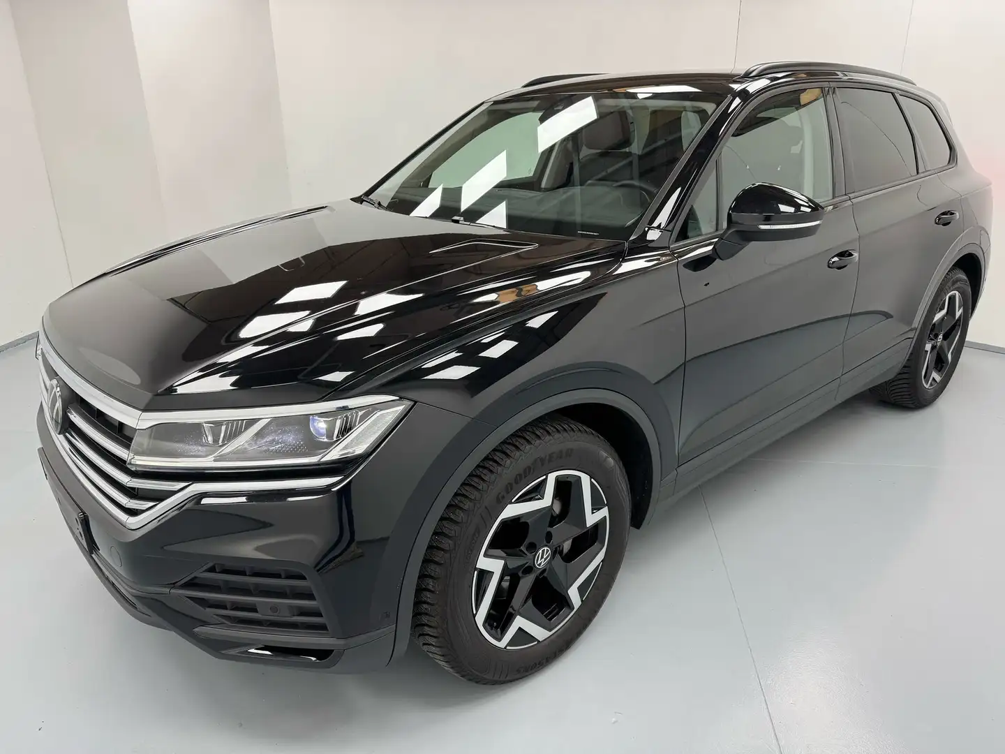 Volkswagen Touareg 3.0 TDI 231CV NEW MODEL PREZZO TOP PRONTA CONSEGNA Zwart - 1