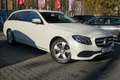 Mercedes-Benz E 200 E200 T Avantgarde 9G LED Navi ACC Kamera AHK Blanc - thumbnail 4