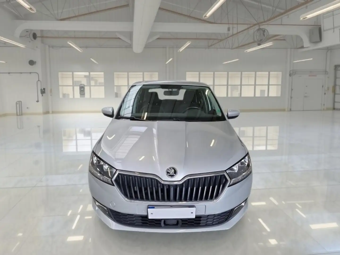 Skoda Fabia 1.0 MPI 44kW Design Edition 5 PORTE - 2