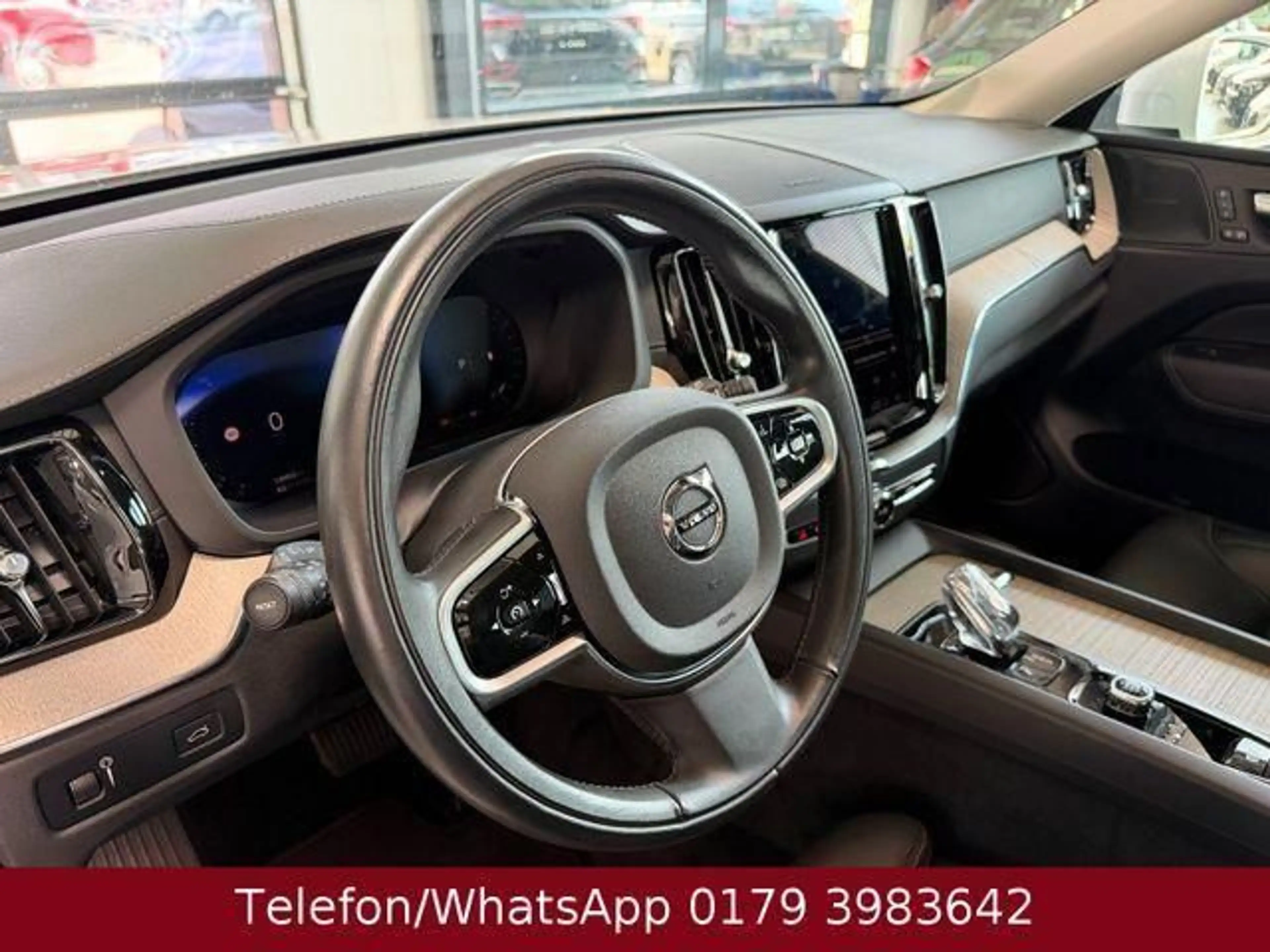 Volvo XC60 Inscription 2WD AHK Harman Kardon Sou 18... — photo 11