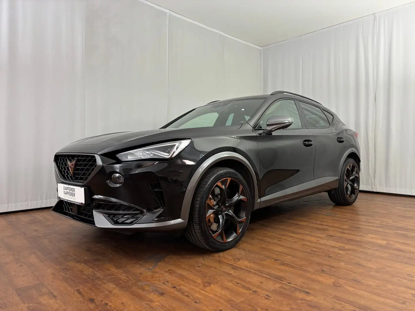 CUPRA Formentor VZ 2.0 TSI 310 PS DSG 4Drive Schwarz - 1