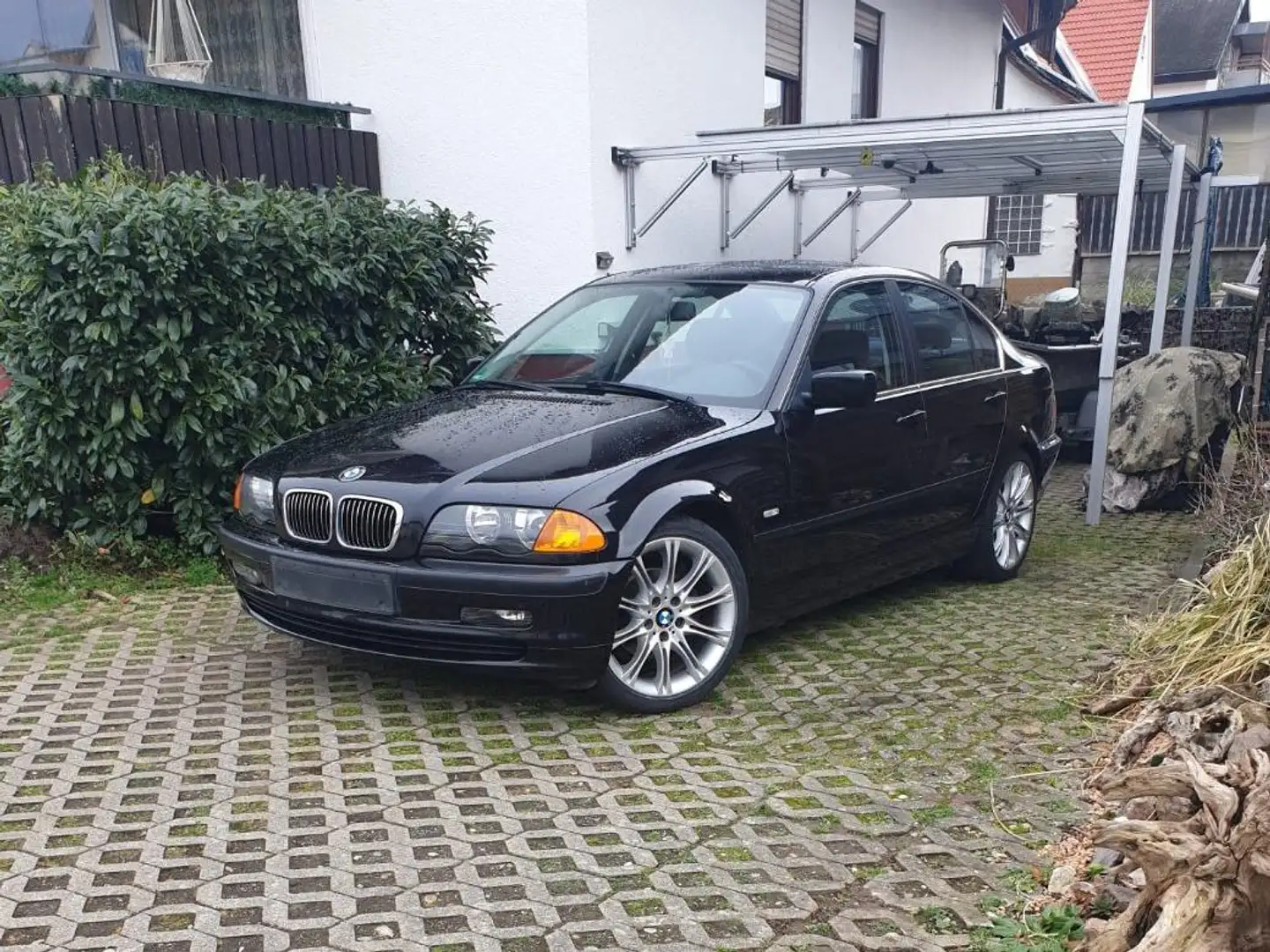 BMW 320 320i E46 Чорний - 1