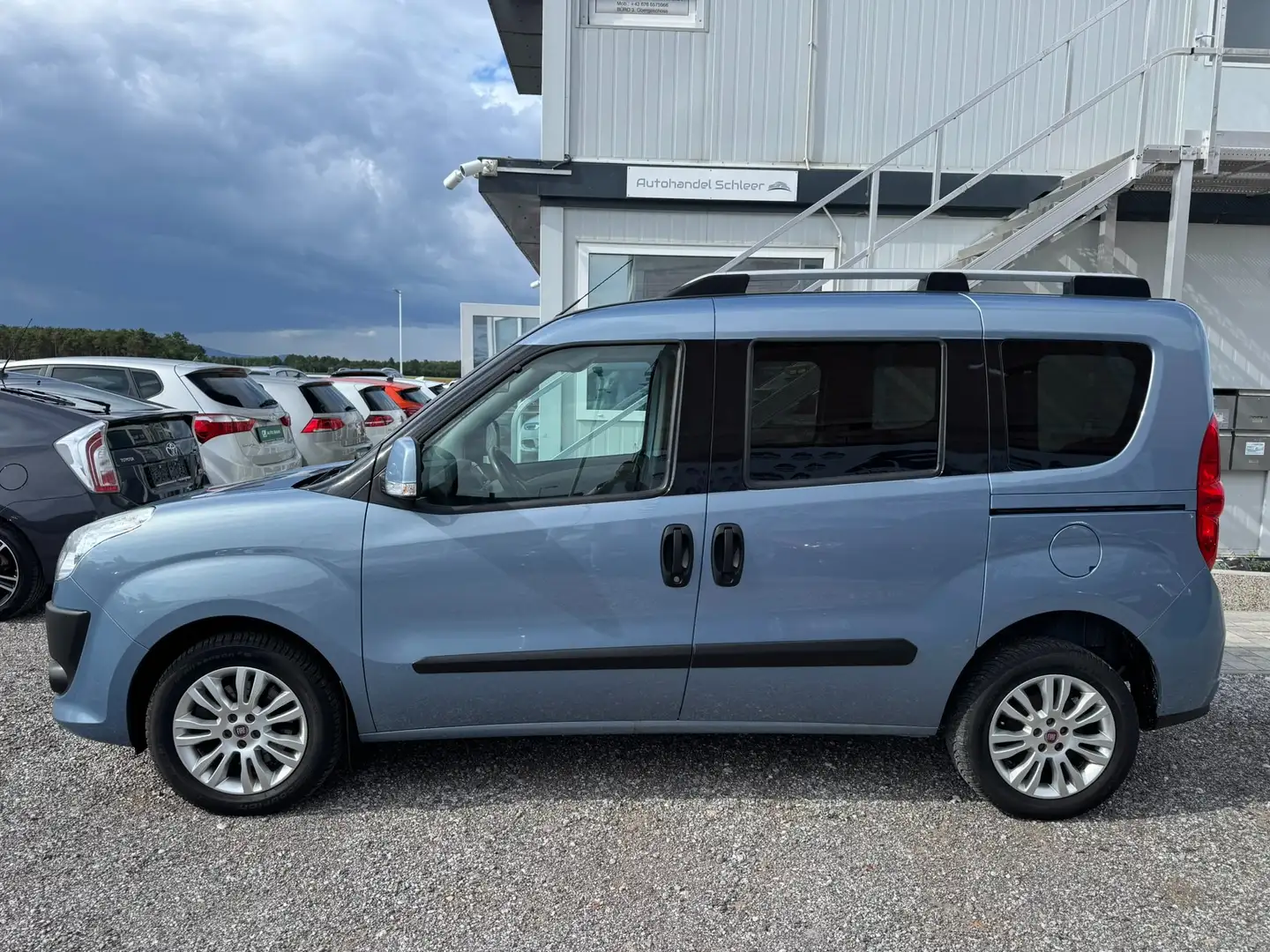 Fiat Doblo 2.0 JTD Emotion_Klimaautomatik_Tempomat Blau - 2