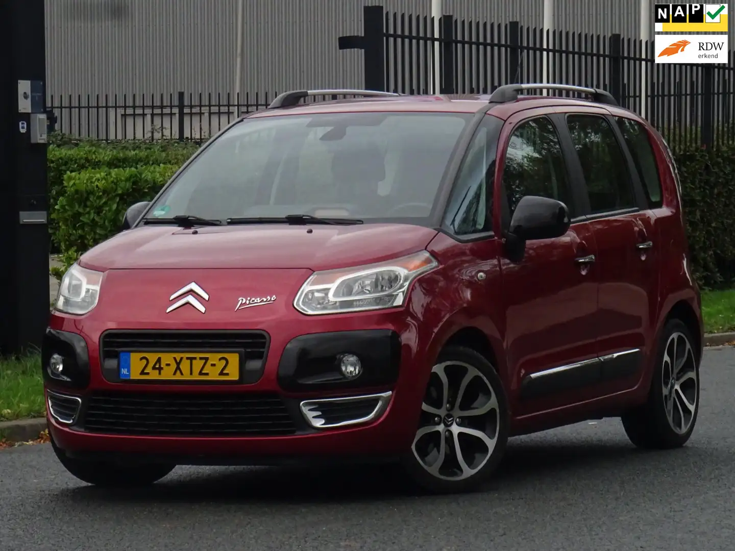 Citroen C3 Picasso 1.6 VTi Collection NAP/NAVI/PDC/NW APK Červená - 1