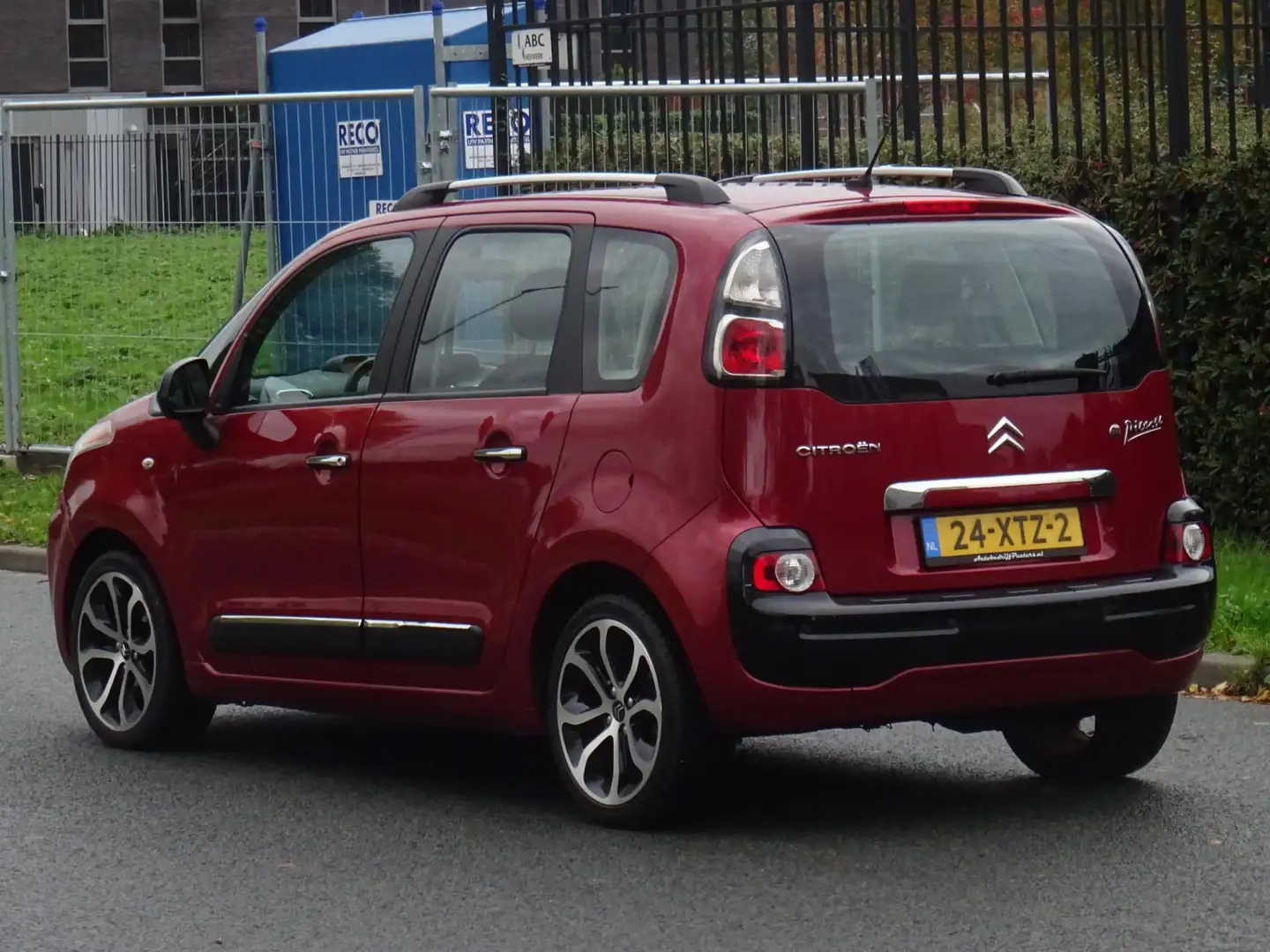 Citroen C3 Picasso 1.6 VTi Collection NAP/NAVI/PDC/NW APK Červená - 2