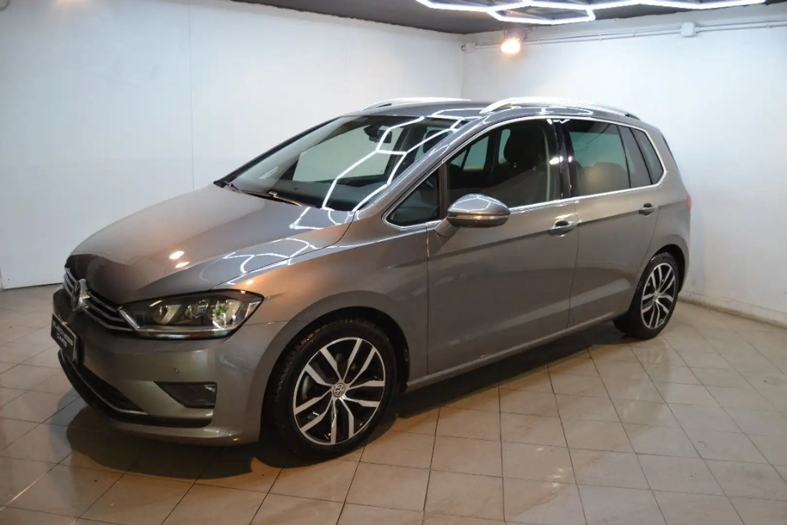 Volkswagen Golf Sportsvan 1.6 TDI 110 CV Business BlueMotion Tech. Grigio - 1