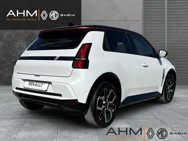 Renault 5 view 2