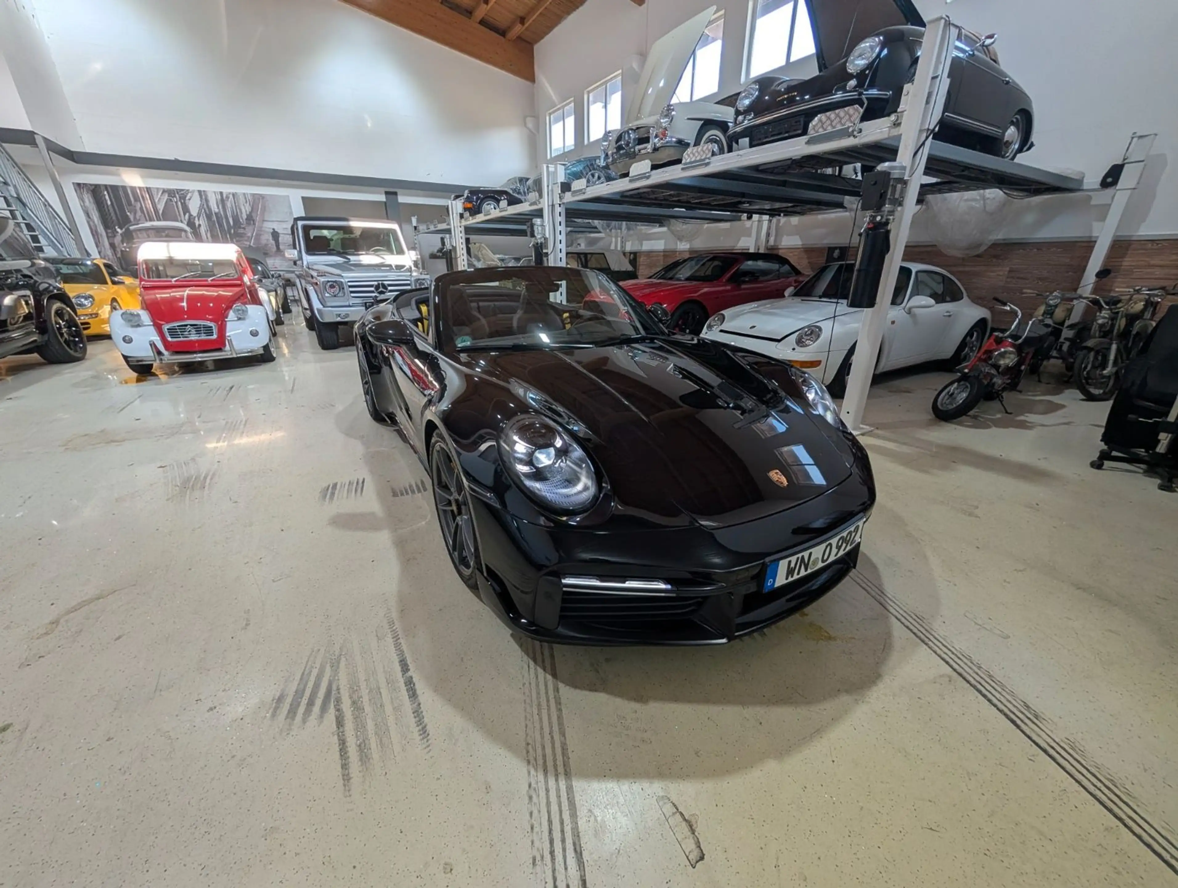 Porsche 911 Turbo S Cabriolet — photo 3