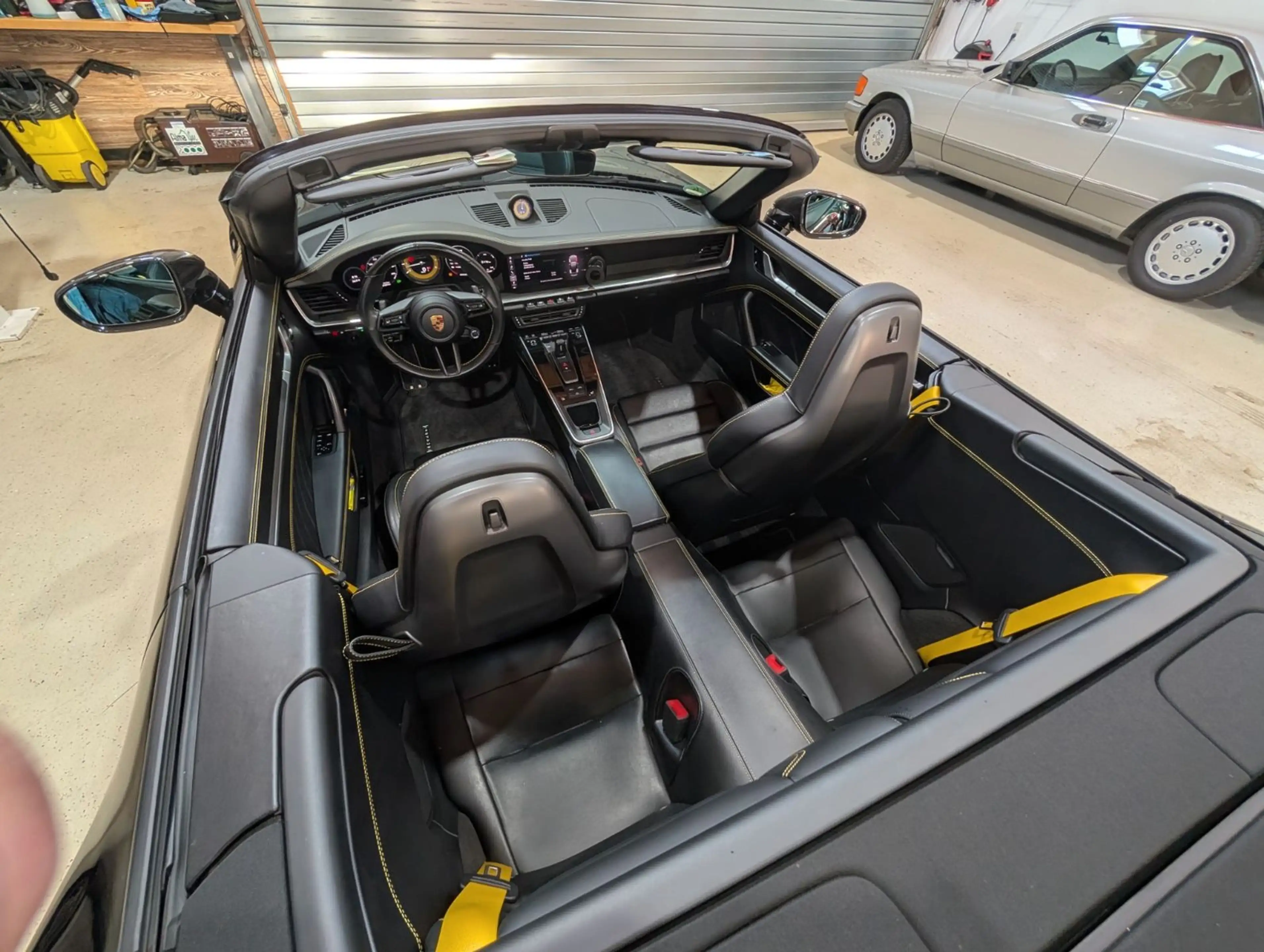 Porsche 911 Turbo S Cabriolet — photo 9