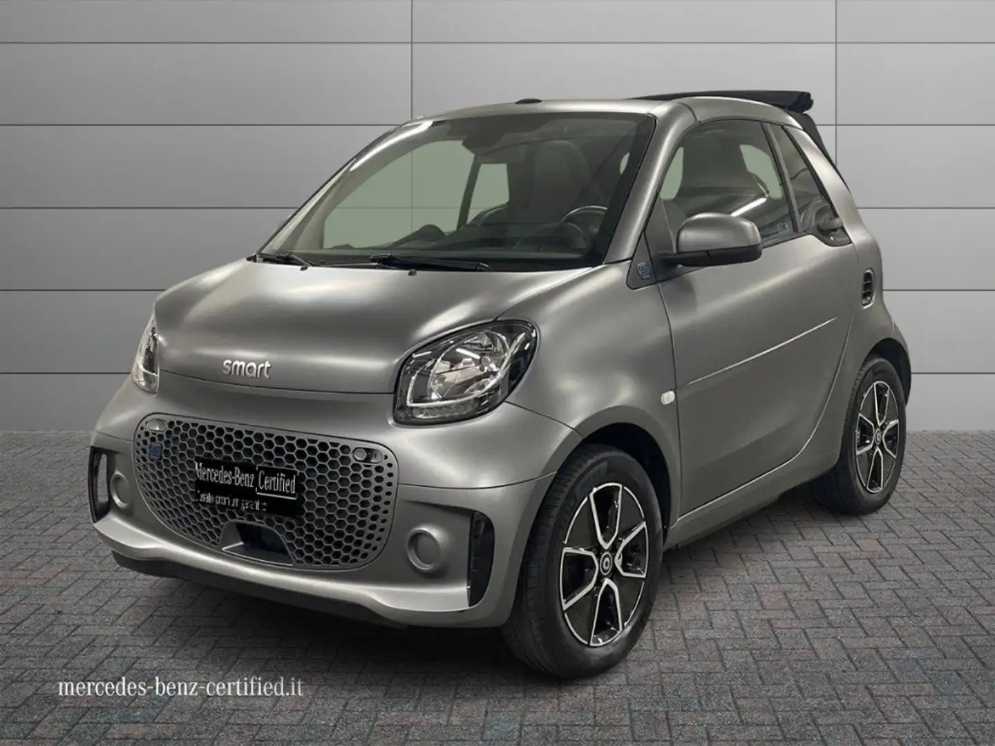 smart forTwo cabrio 22kW EQ Passion Gris - 1