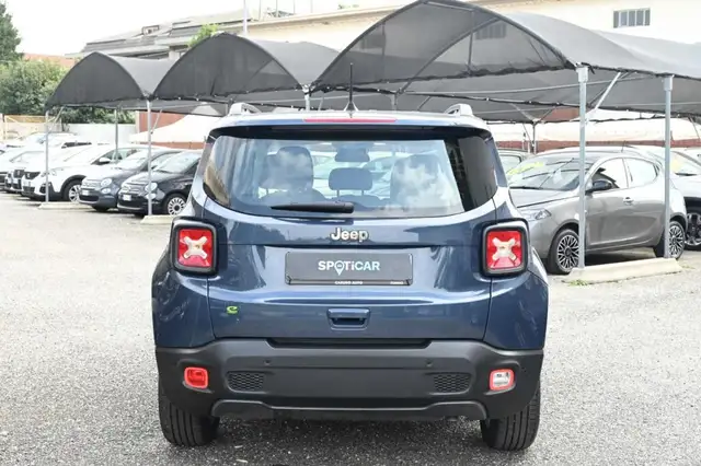 Jeep Renegade view 6