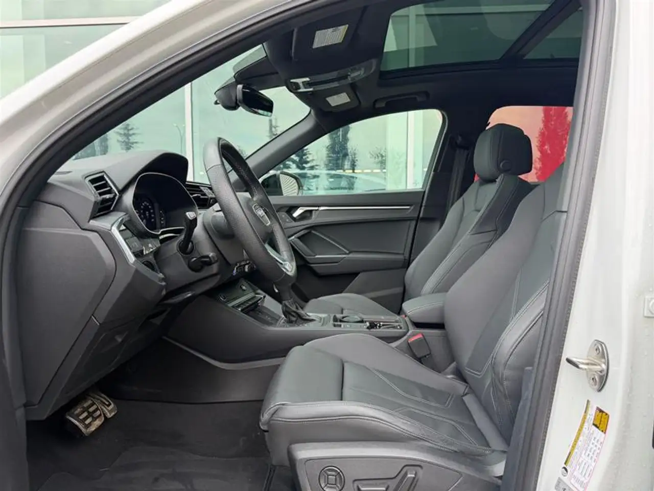 Audi Q3 fotografie Audi Q3