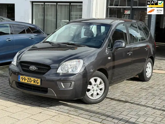 Kia Carens 2.0 CVVT X-tra 7p. Airco, Elektr. ramen en spiegel