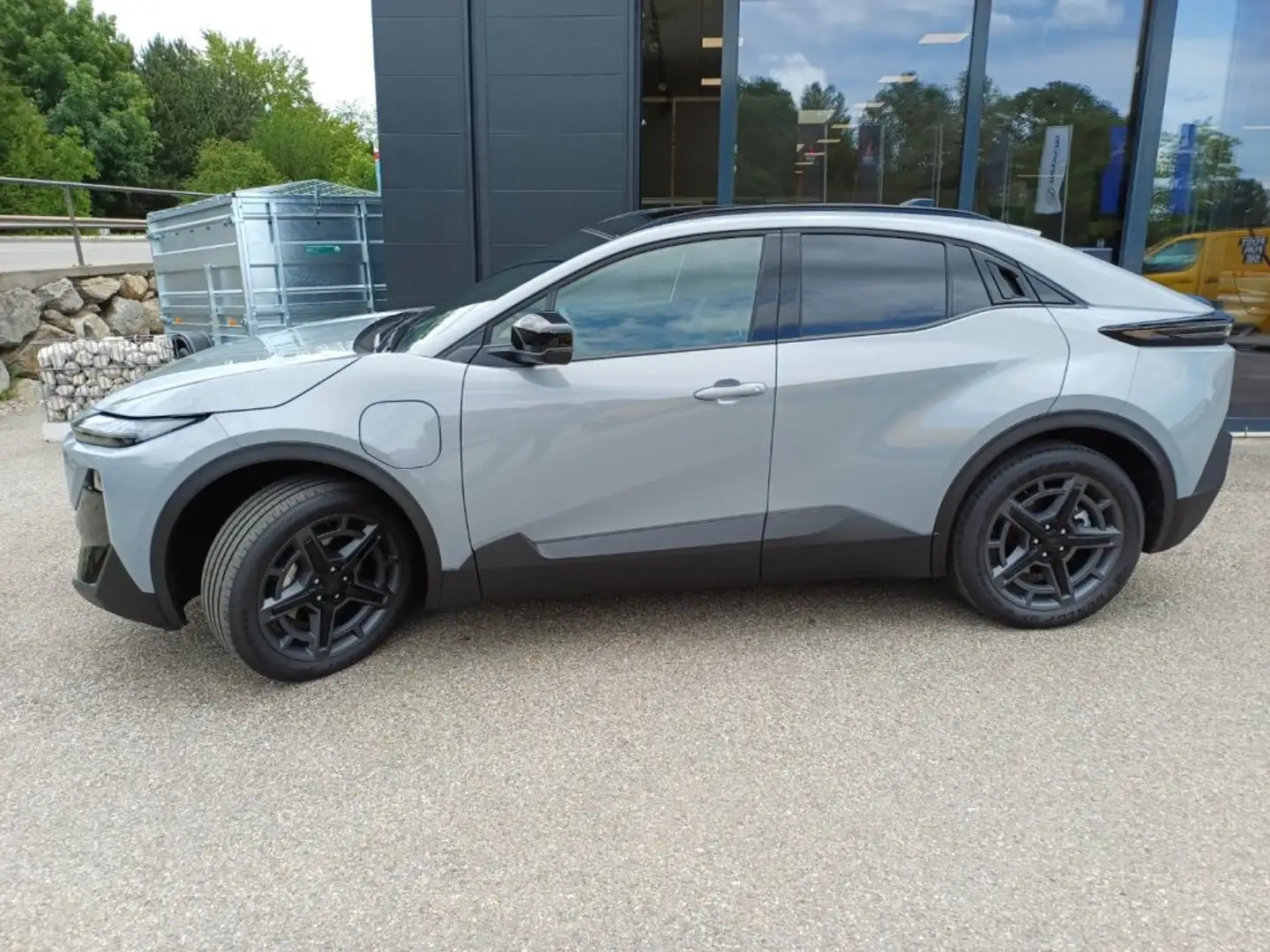 Subaru Uncharted Nozomi 77kWh AWD Grau - 2