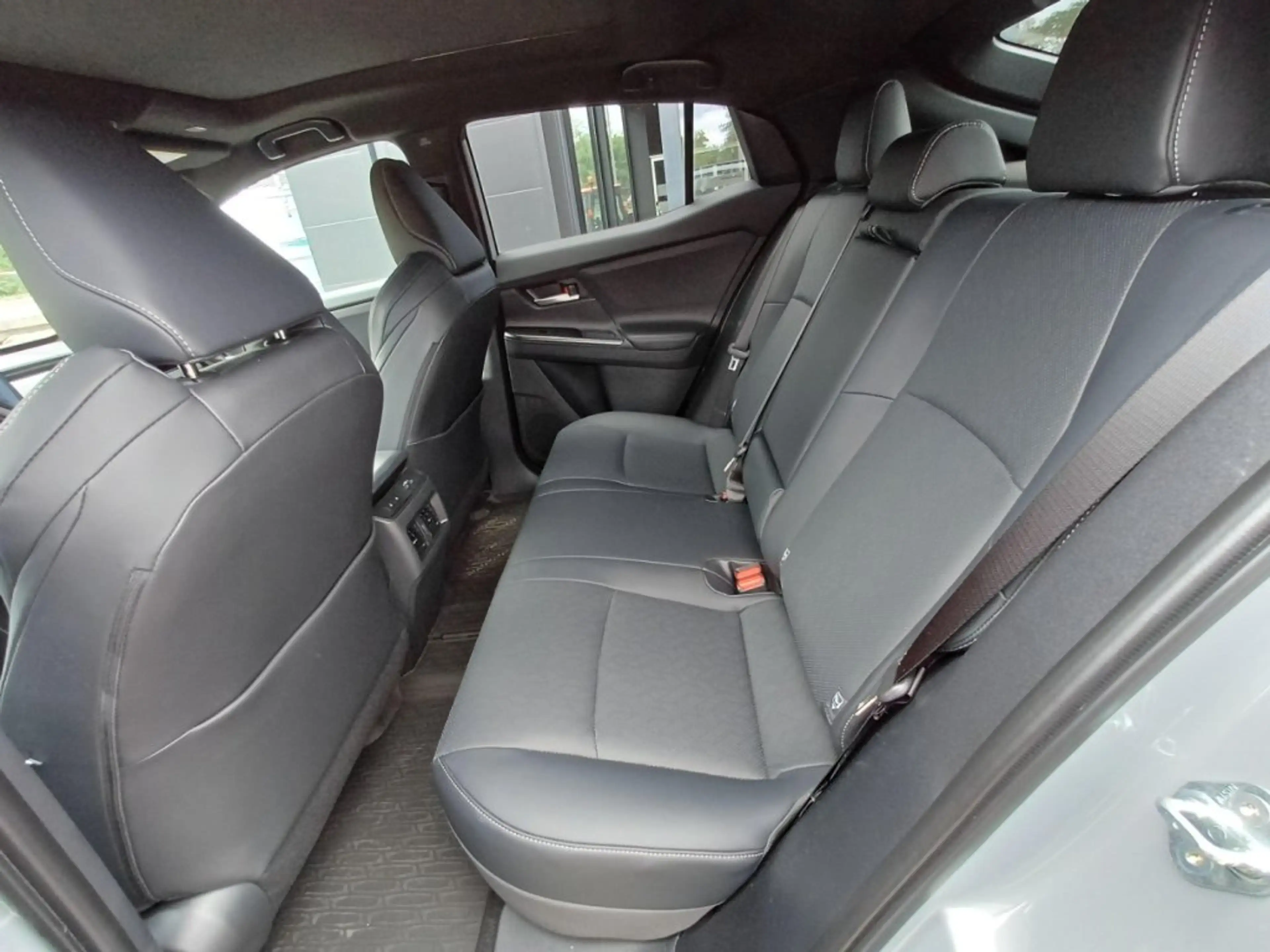 Subaru Uncharted Nozomi 77kWh AWD — photo 7
