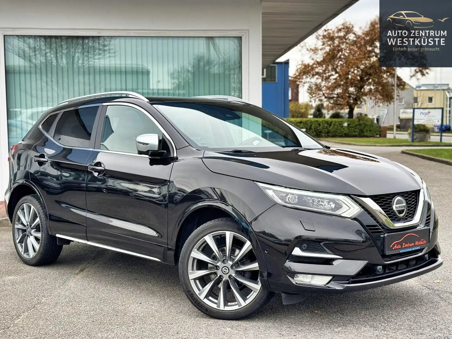 Nissan Qashqai 1.3 DIG-T Tekna+ Autom. 360° AHK PANO BOSE Nappa Schwarz - 1