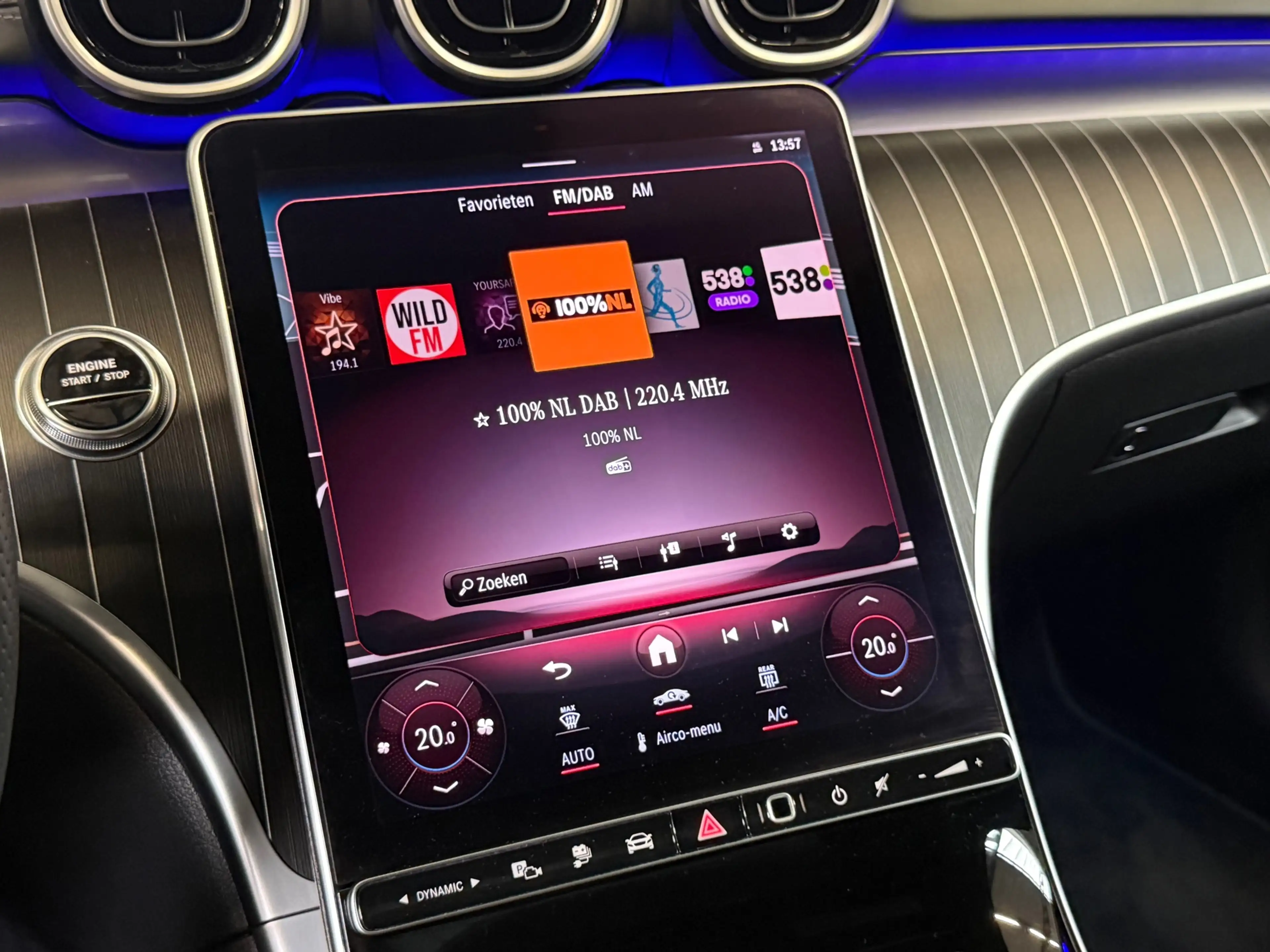 Mercedes-Benz C 300 e AMG Pano Memory Burmester Distronic Massage 360 — photo 24
