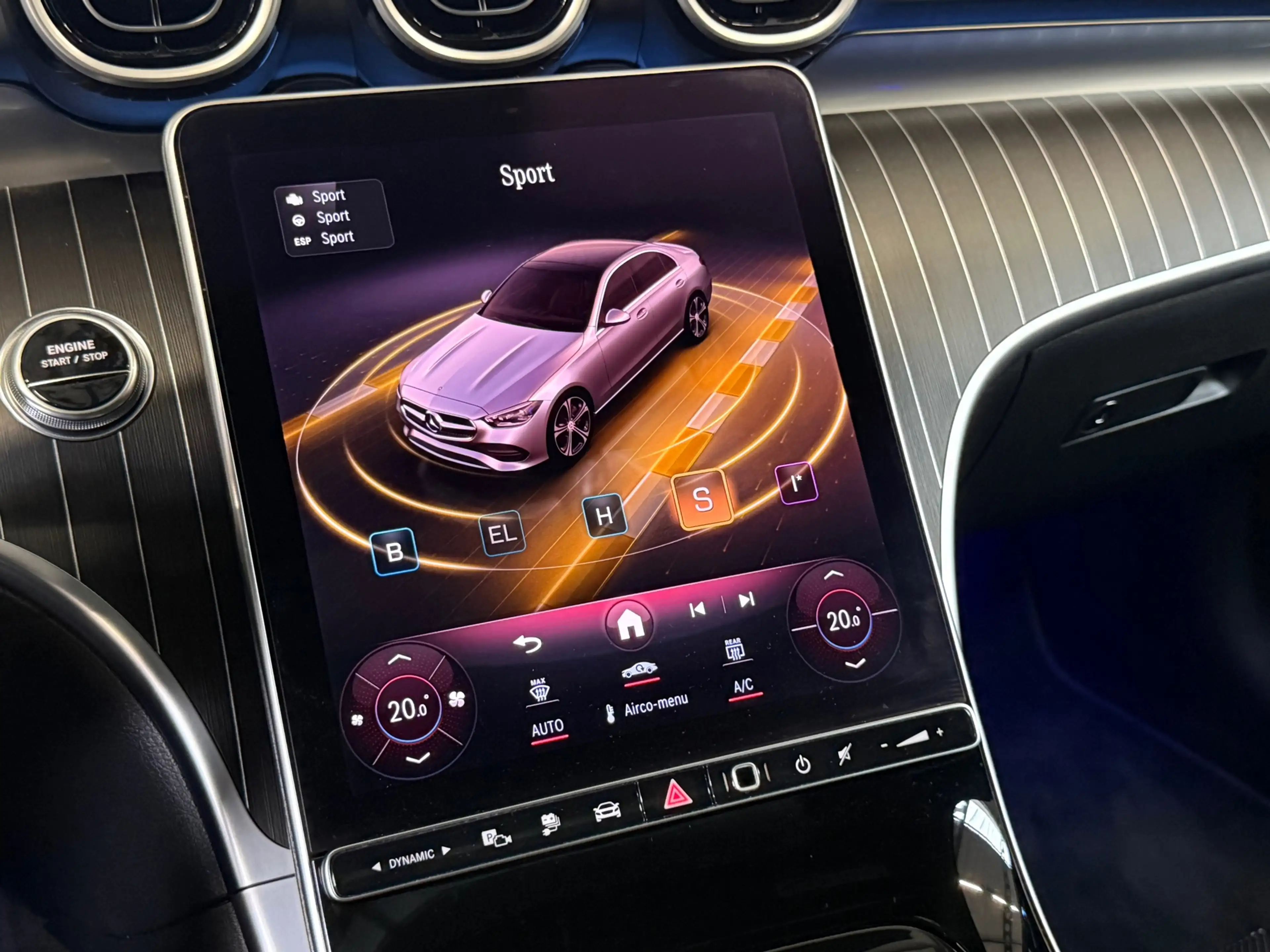 Mercedes-Benz C 300 e AMG Pano Memory Burmester Distronic Massage 360 — photo 25