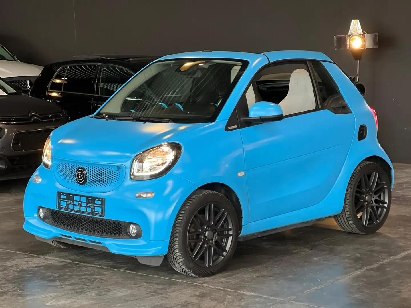 smart forTwo BRABUS  TAILOR MADE Blauw - 1