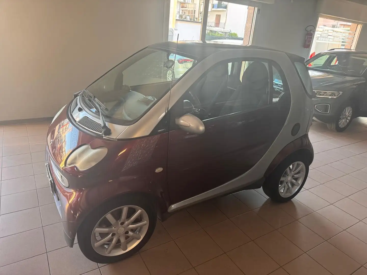 smart forTwo Fortwo 0.7 Smart Passion 61cv Rood - 2
