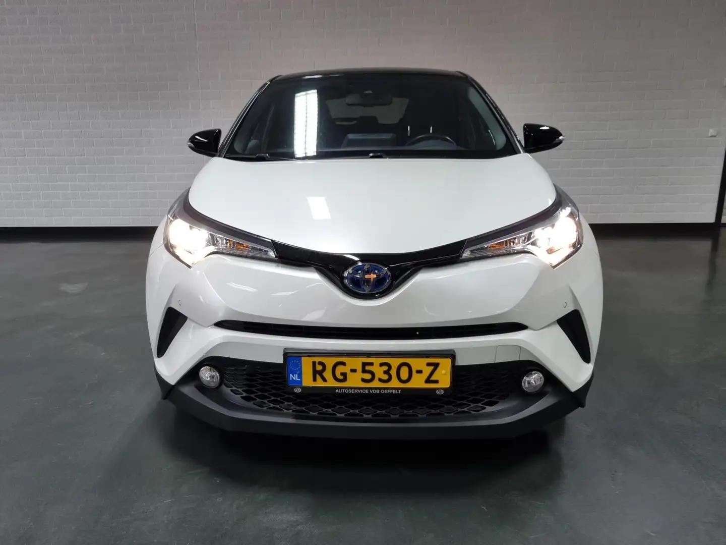 Toyota C-HR 1.8 Hybrid Bi-Tone / JBL / PDC Blanc - 2